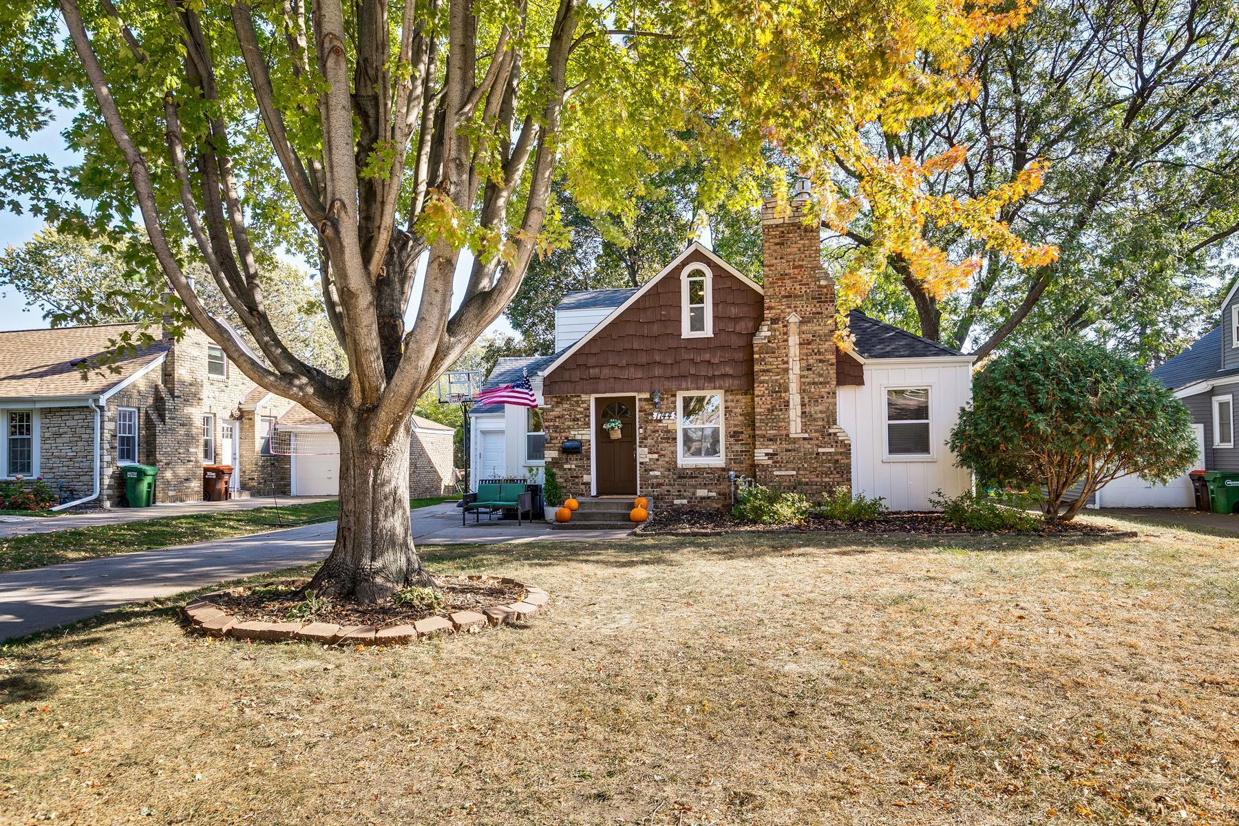 View of Residential at 1744 Asbury Street, Falcon Heights MN 55113, Falcon Heights - Mike Wilen | Minnesota Team Real Estate