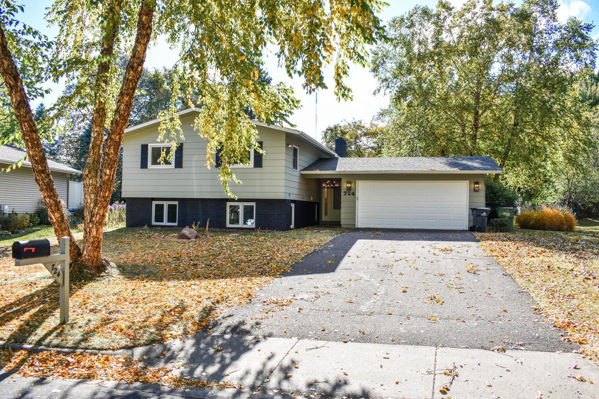 View of Residential at 724 Heather Drive, North Saint Paul MN 55126, North Saint Paul - Mike Wilen | Minnesota Team Real Estate