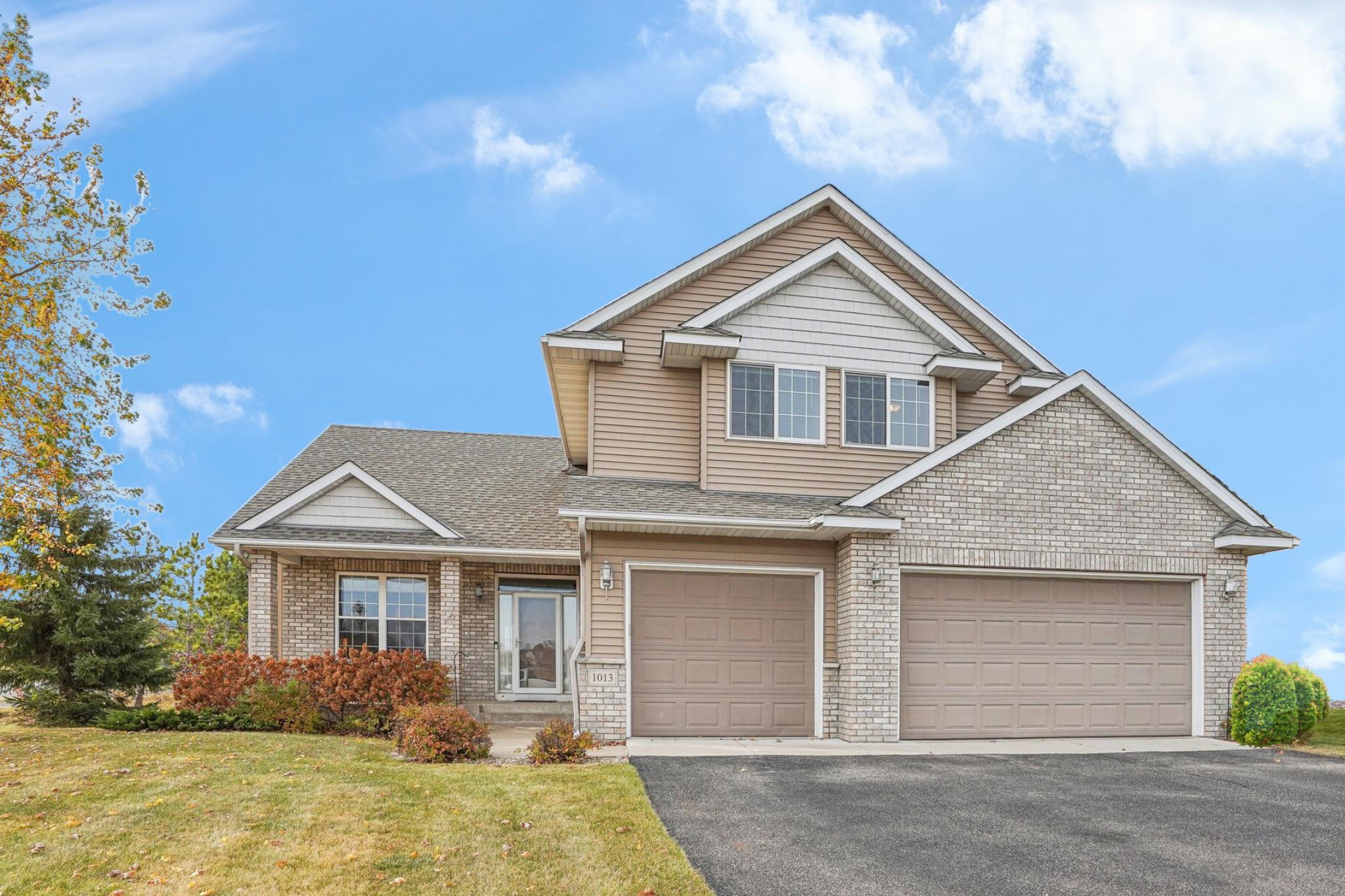 View of Residential at 1013 Fairway Drive, New Prague MN 56071, New Prague - Mike Wilen | Minnesota Team Real Estate