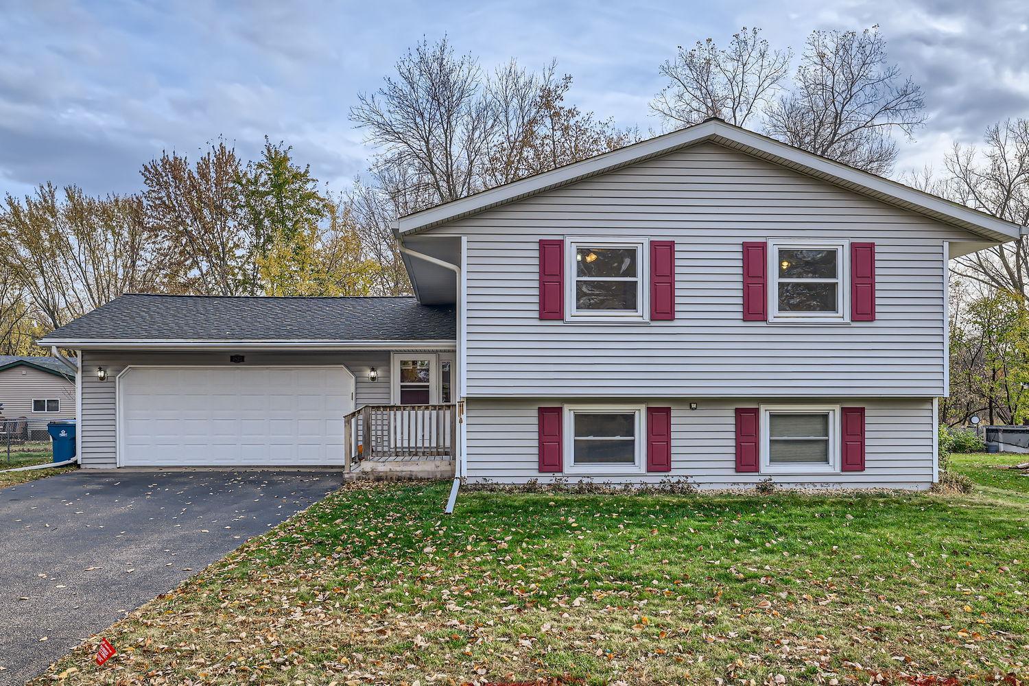 View of Residential at 3822 Oak Terrace, White Bear Lake MN 55110, White Bear Lake - Mike Wilen | Minnesota Team Real Estate