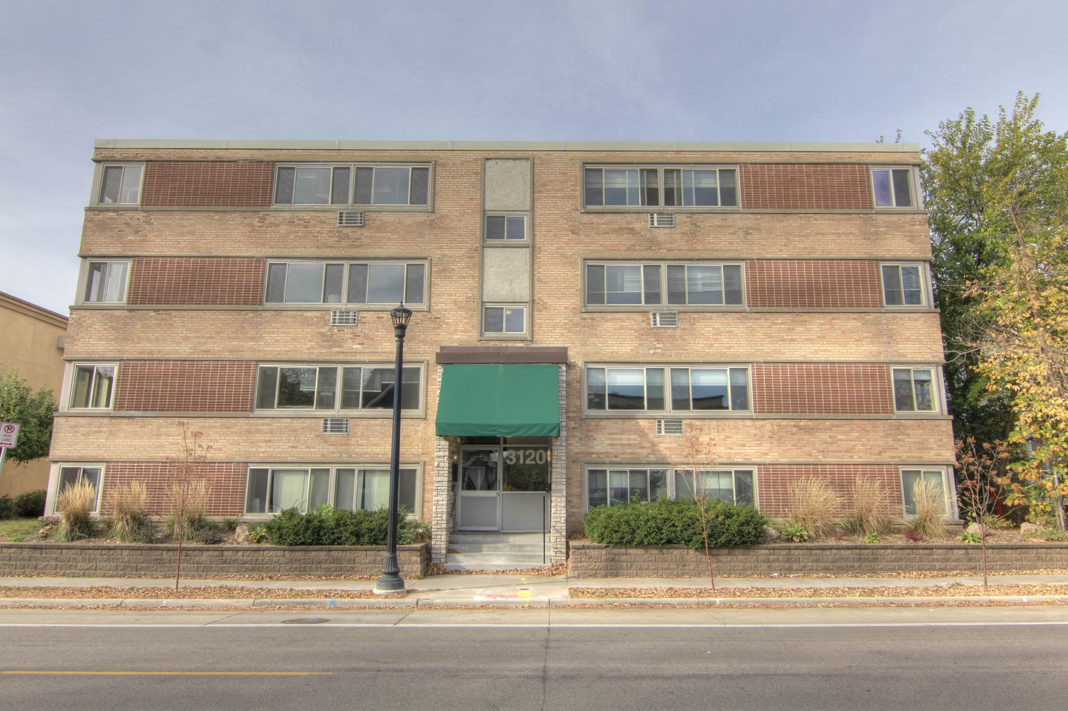 View of Residential at 3120 Hennepin Avenue #107, Minneapolis MN 55408, Minneapolis (2 of 17) - Mike Wilen | Minnesota Team Real Estate