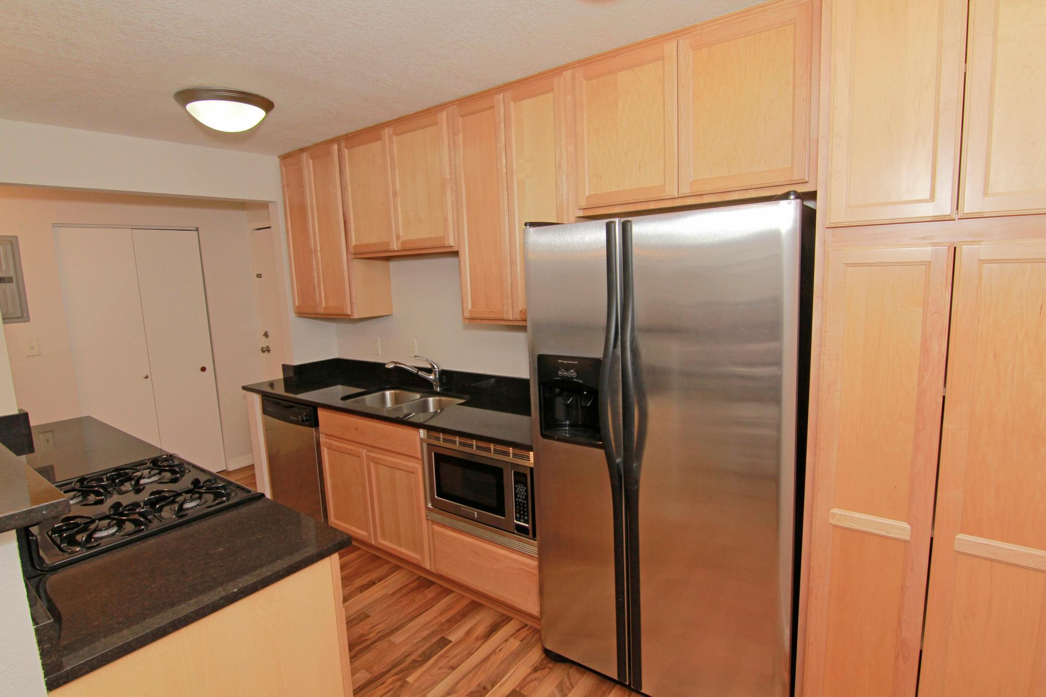 View of Residential at 3120 Hennepin Avenue #107, Minneapolis MN 55408, Minneapolis (5 of 17) - Mike Wilen | Minnesota Team Real Estate