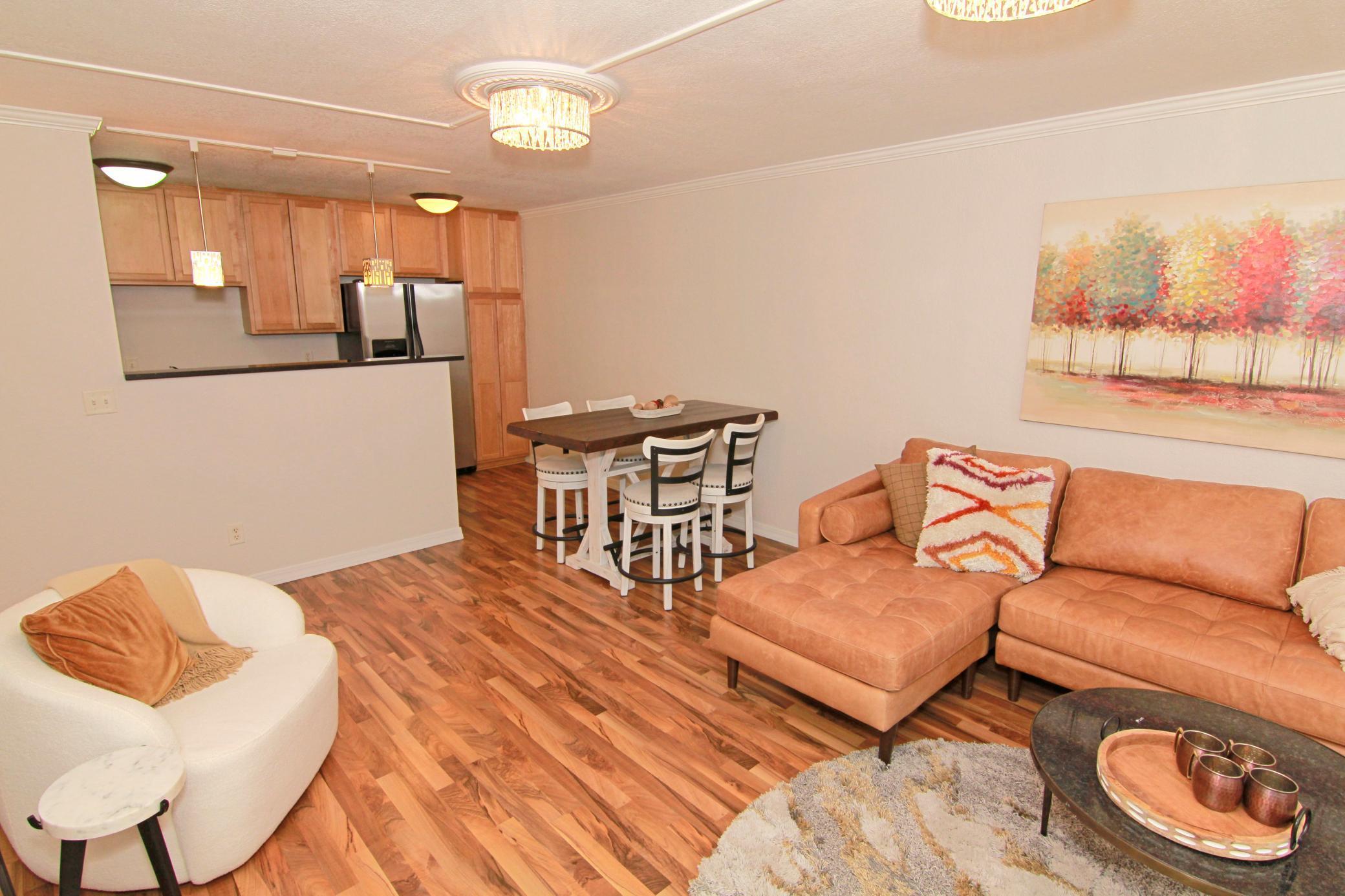 View of Residential at 3120 Hennepin Avenue #107, Minneapolis MN 55408, Minneapolis (7 of 17) - Mike Wilen | Minnesota Team Real Estate