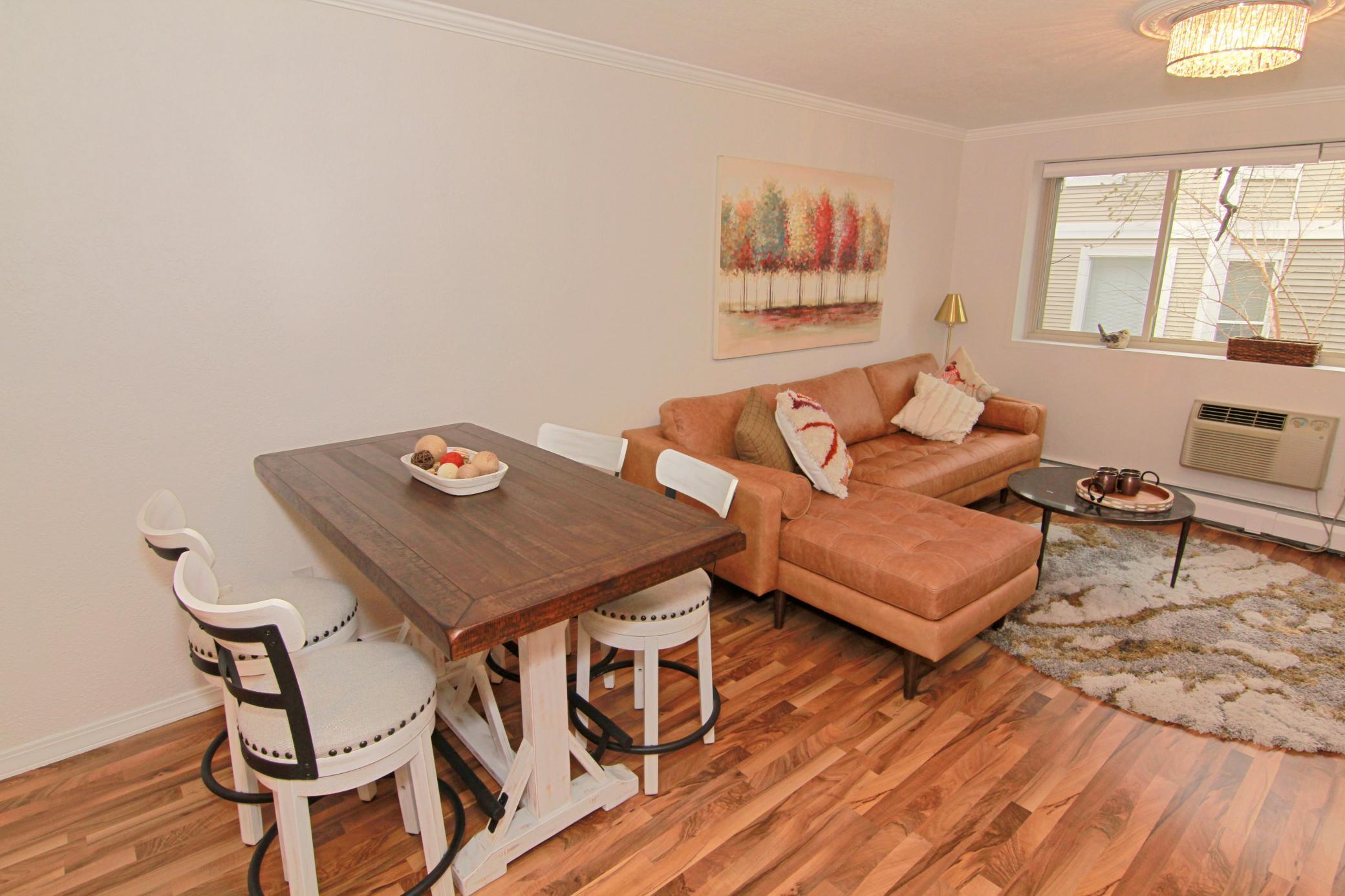 View of Residential at 3120 Hennepin Avenue #107, Minneapolis MN 55408, Minneapolis (10 of 17) - Mike Wilen | Minnesota Team Real Estate