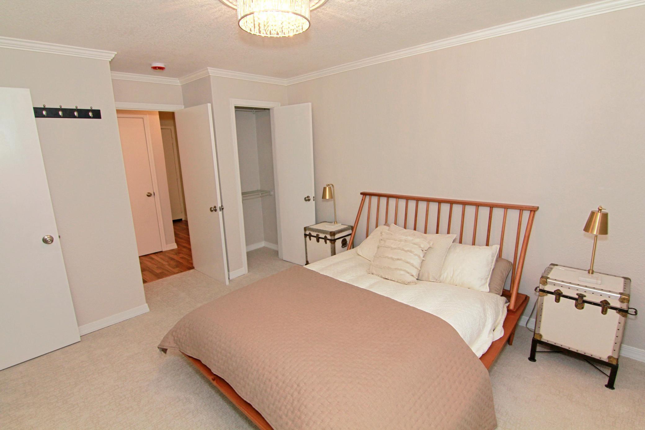 View of Residential at 3120 Hennepin Avenue #107, Minneapolis MN 55408, Minneapolis (12 of 17) - Mike Wilen | Minnesota Team Real Estate