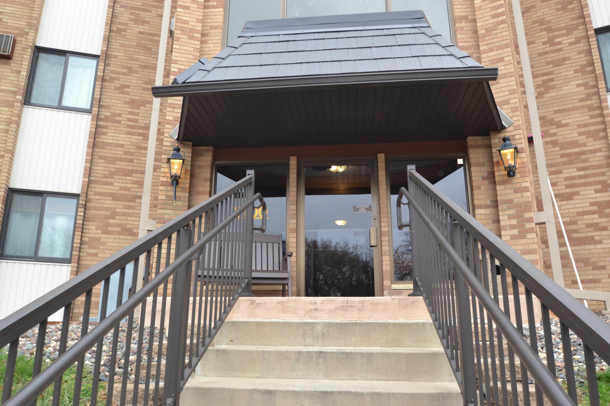 View of Residential at 2700 Oxford Street #124, Roseville MN 55113, Roseville - Mike Wilen | Minnesota Team Real Estate