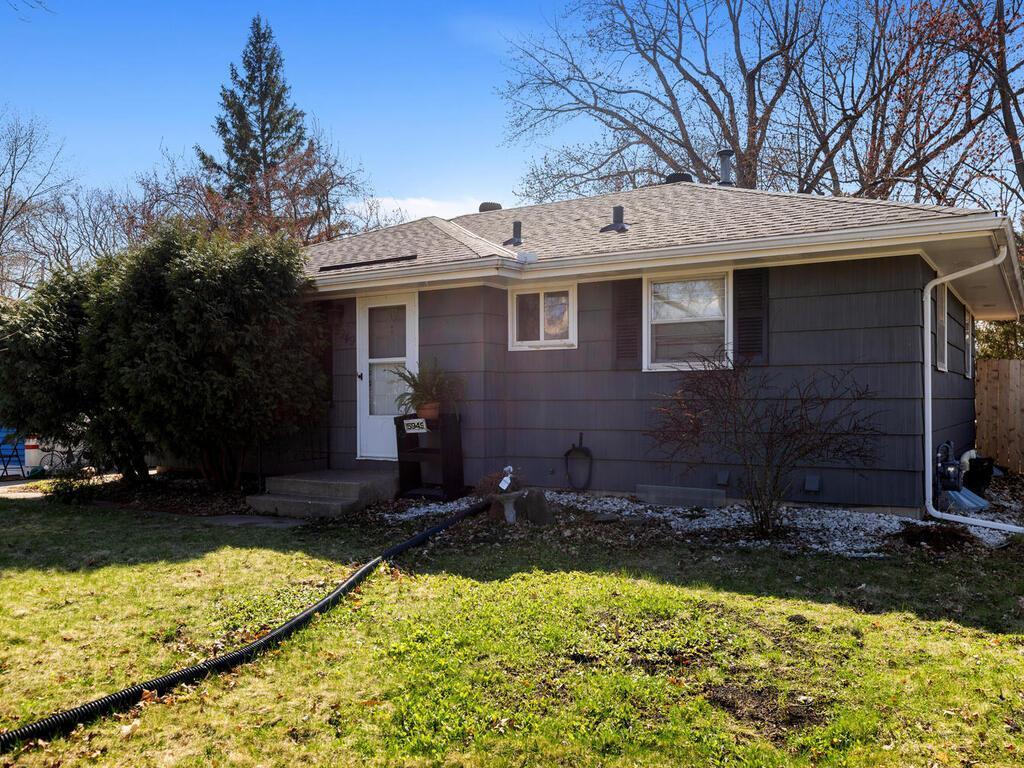 View of Residential at 5949 Cavell Avenue, New Hope MN 55428, New Hope - Mike Wilen | Minnesota Team Real Estate
