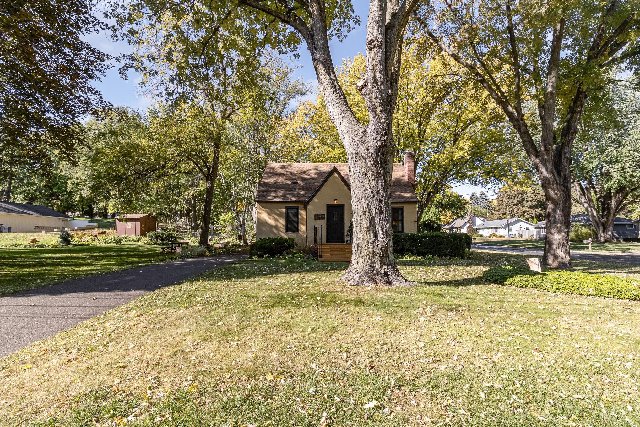 View of Residential at 1913 Howard Street, Maplewood MN 55109, Maplewood - Mike Wilen | Minnesota Team Real Estate