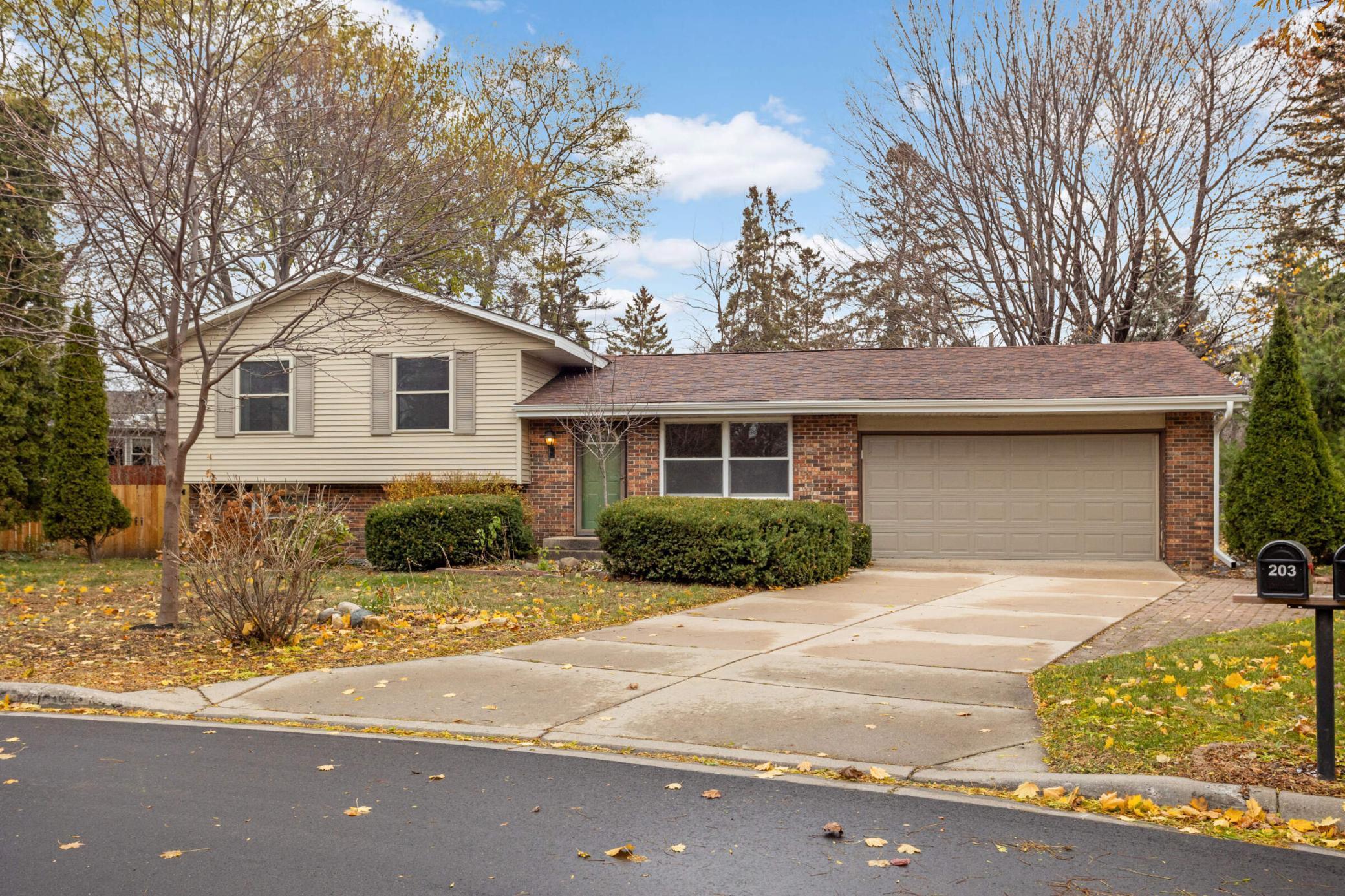 View of Residential at 203 Muriel Boulevard, West Saint Paul MN 55118, West Saint Paul - Mike Wilen | Minnesota Team Real Estate