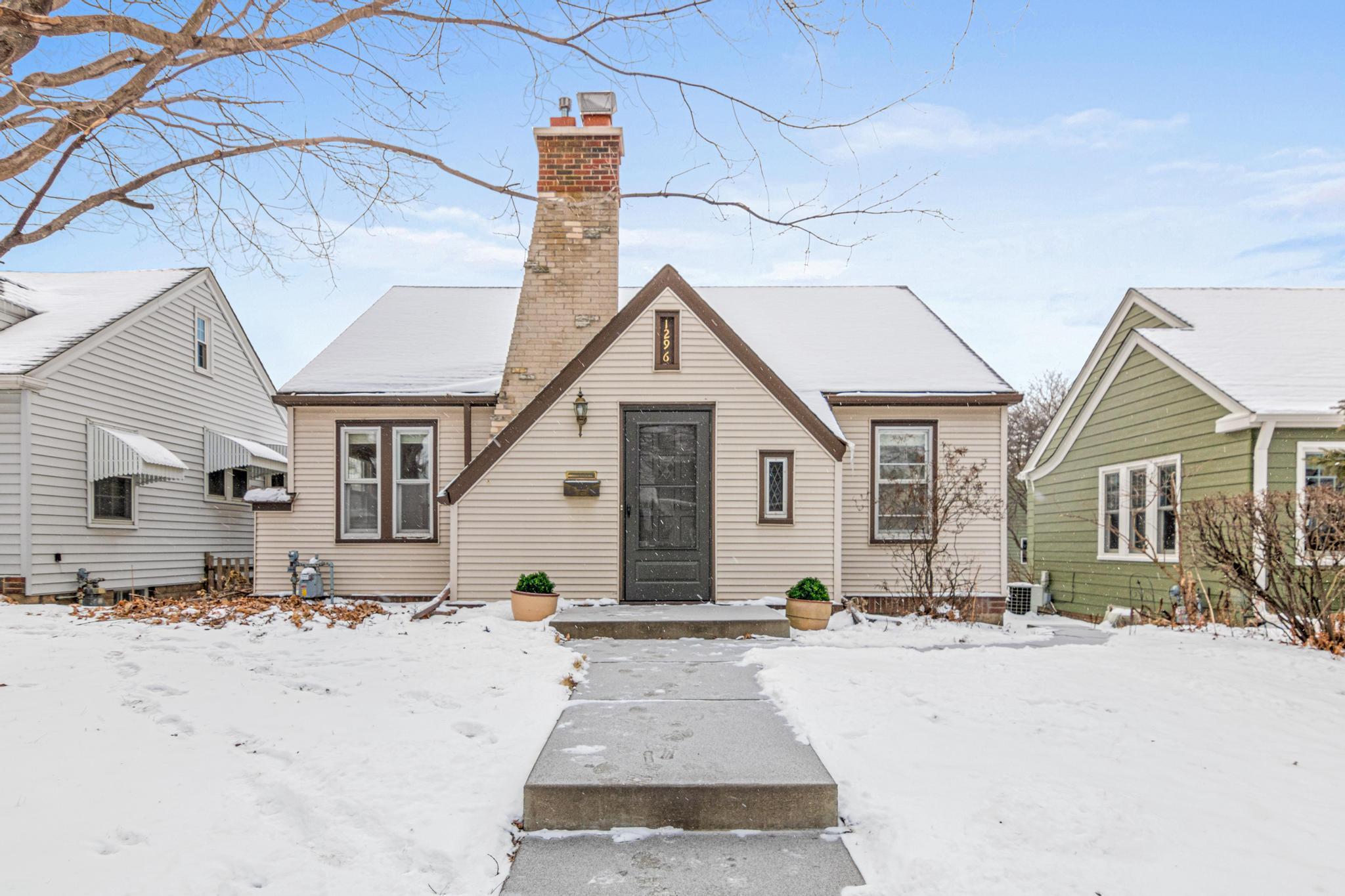 View of Residential at 1296 Highland Parkway, Saint Paul MN 55116, Saint Paul - Mike Wilen | Minnesota Team Real Estate
