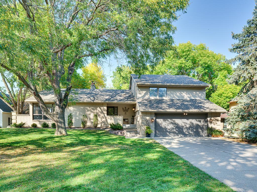 View of Residential at 695 Apache Lane, Mendota Heights MN 55120, Mendota Heights - Mike Wilen | Minnesota Team Real Estate