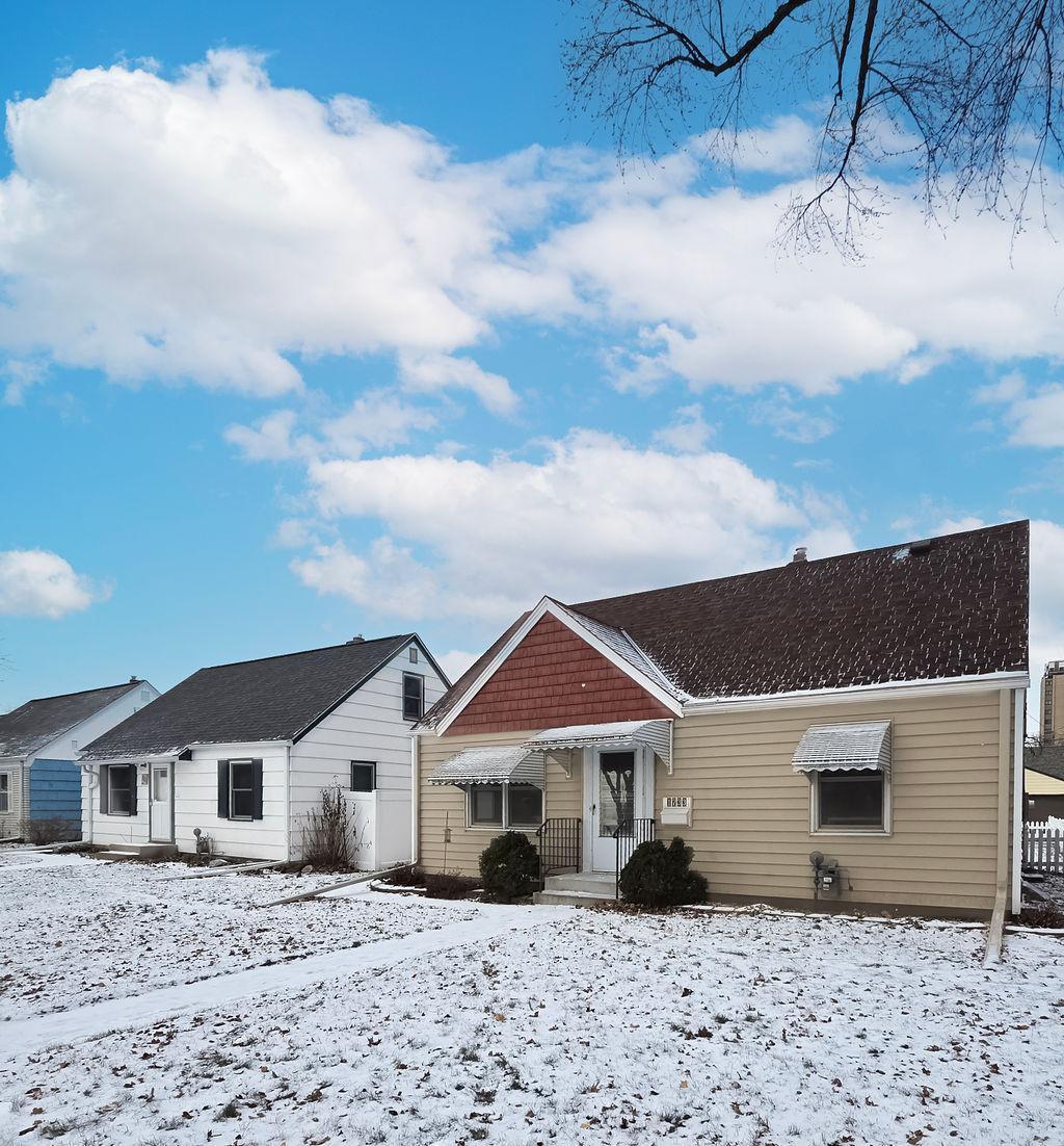 View of Residential at 1733 Montana Avenue, Saint Paul MN 55106, Saint Paul - Mike Wilen | Minnesota Team Real Estate