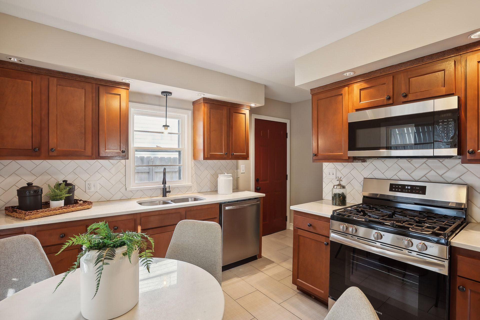 View of Residential at 3540 Thomas Avenue, Minneapolis MN 55412, Minneapolis - Mike Wilen | Minnesota Team Real Estate