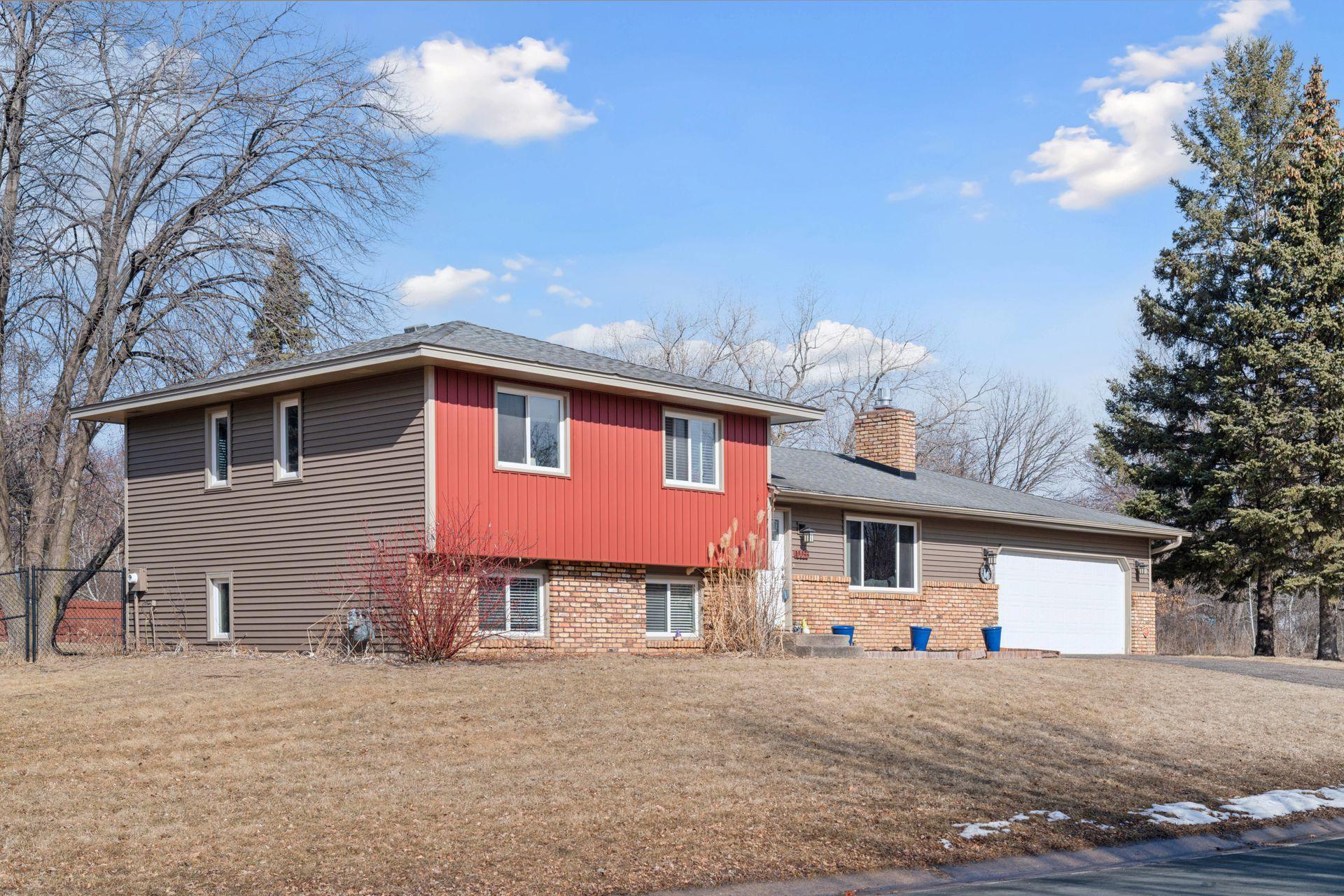 View of Residential at 10055 Yorktown Lane, Maple Grove MN 55369, Maple Grove - Mike Wilen | Minnesota Team Real Estate