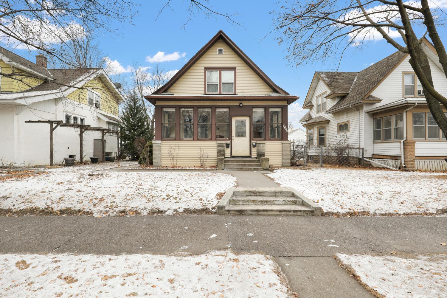 View of Residential Income at 1358 Edmund Avenue, Saint Paul MN 55104, Saint Paul - Mike Wilen | Minnesota Team Real Estate