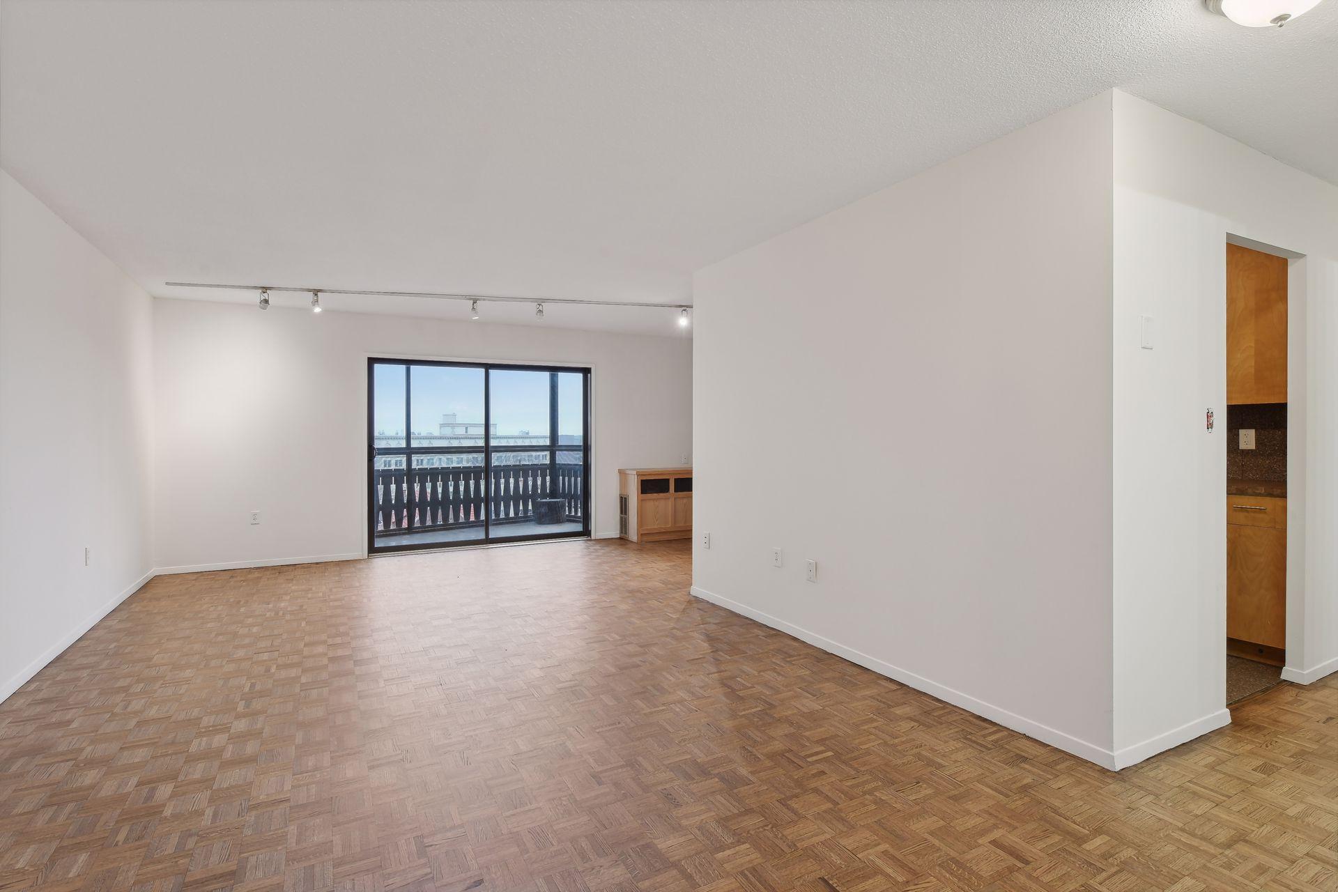 View of Residential at 400 Groveland Avenue #611, Minneapolis MN 55403, Minneapolis - Mike Wilen | Minnesota Team Real Estate