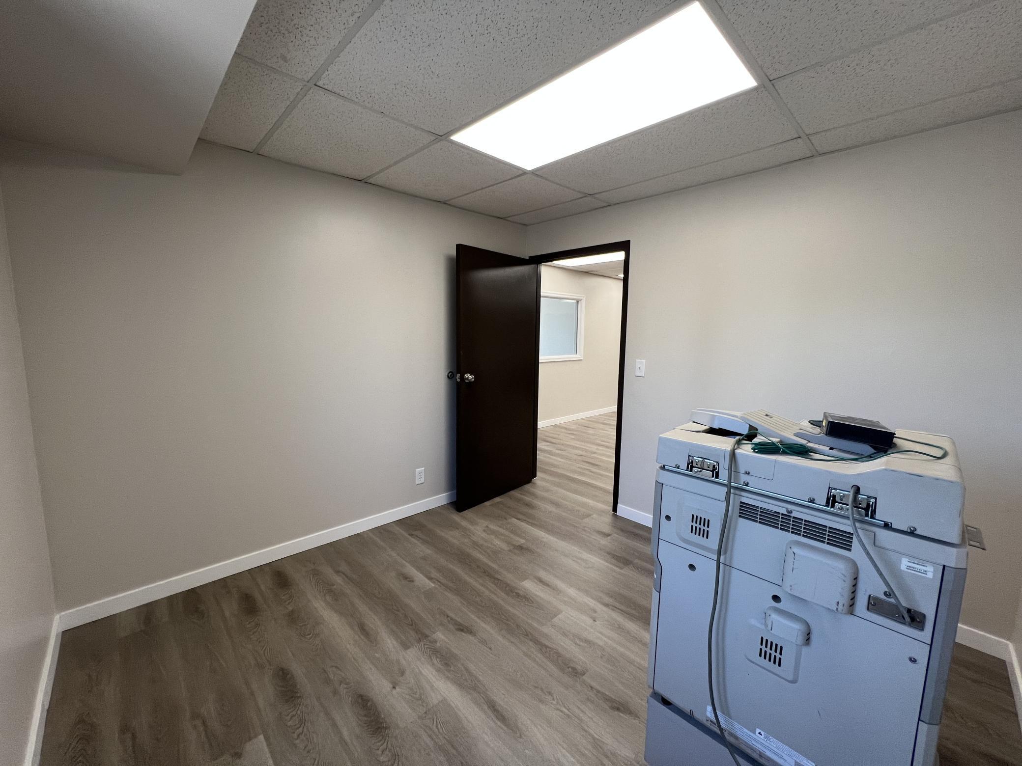 View of Commercial Sale at 704 University Avenue, Saint Paul MN 55104, Saint Paul (4 of 7) - Mike Wilen | Minnesota Team Real Estate