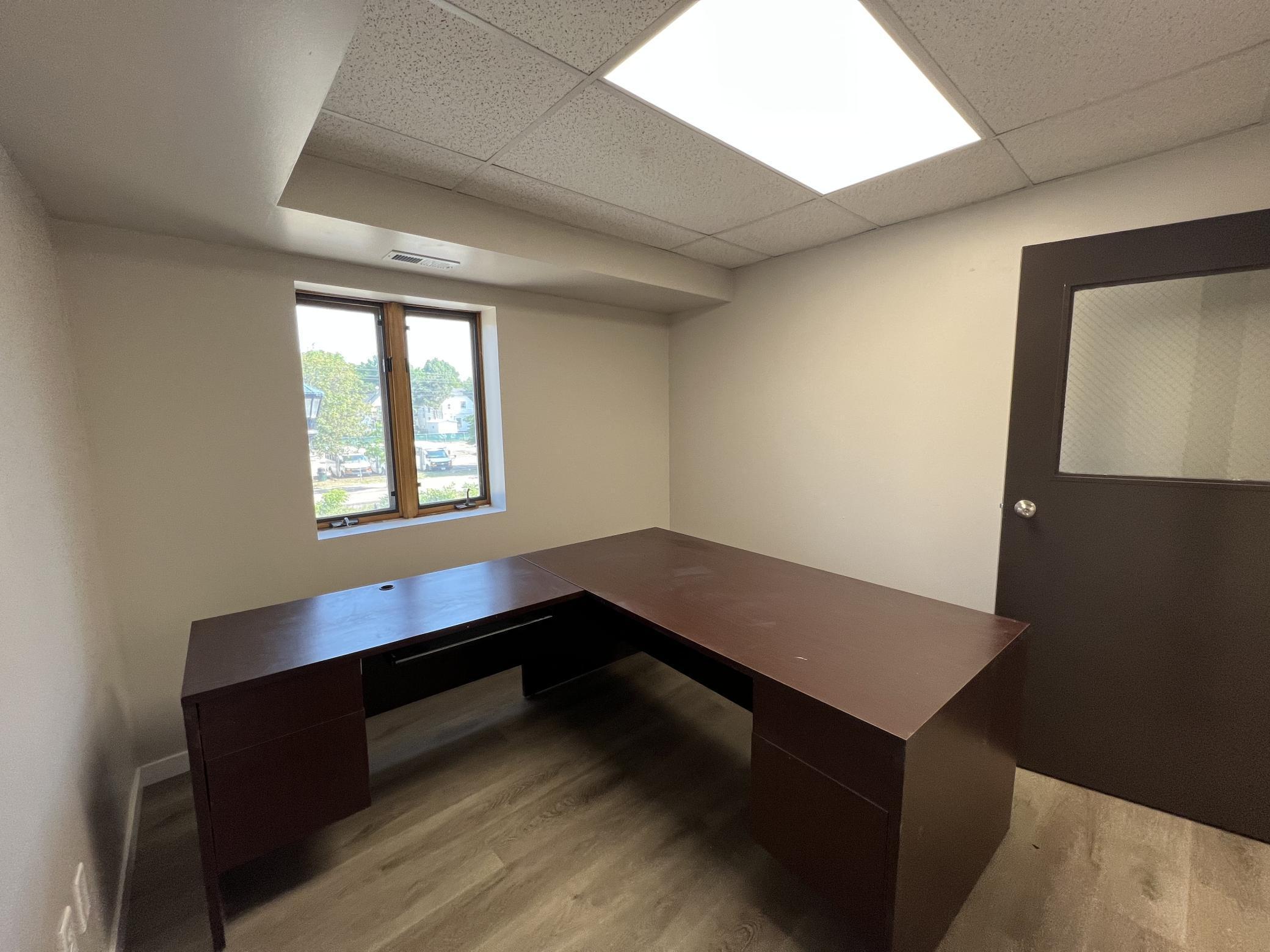 View of Commercial Sale at 704 University Avenue, Saint Paul MN 55104, Saint Paul (3 of 7) - Mike Wilen | Minnesota Team Real Estate
