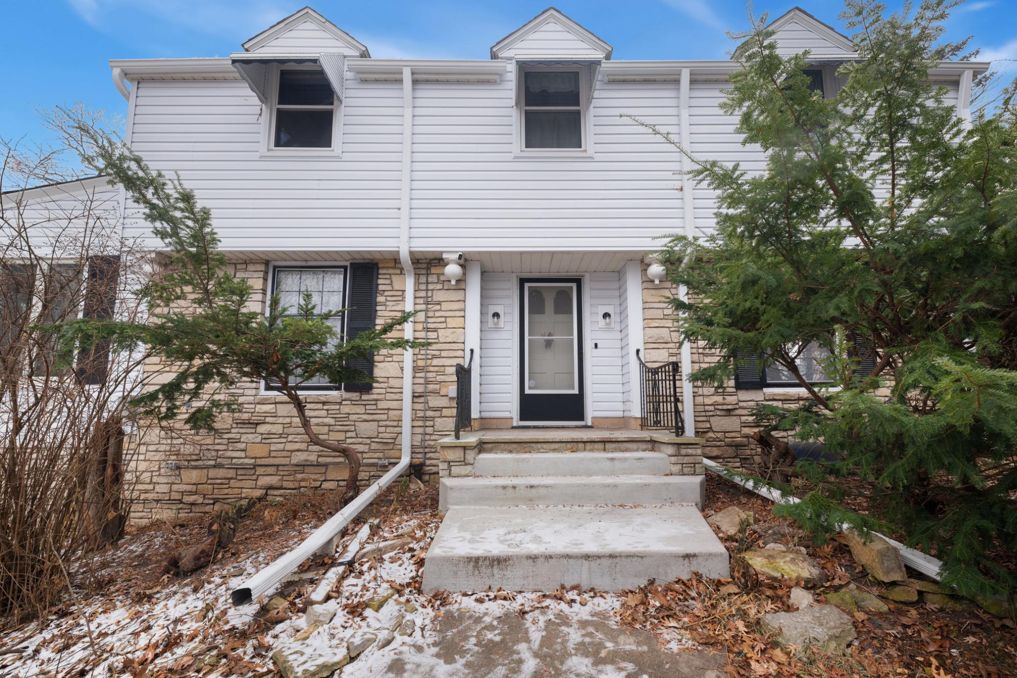 View of Residential at 2195 Arcade Street, Maplewood MN 55109, Maplewood - Mike Wilen | Minnesota Team Real Estate