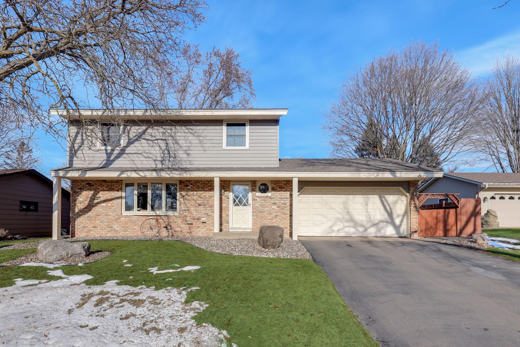 View of Residential at 2391 Beam Avenue, Maplewood MN 55109, Maplewood - Mike Wilen | Minnesota Team Real Estate