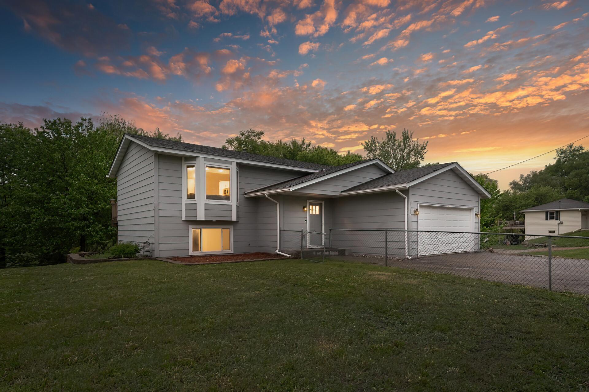 View of Residential at 9180 Eden Prairie Road, Eden Prairie MN 55347, Eden Prairie - Mike Wilen | Minnesota Team Real Estate