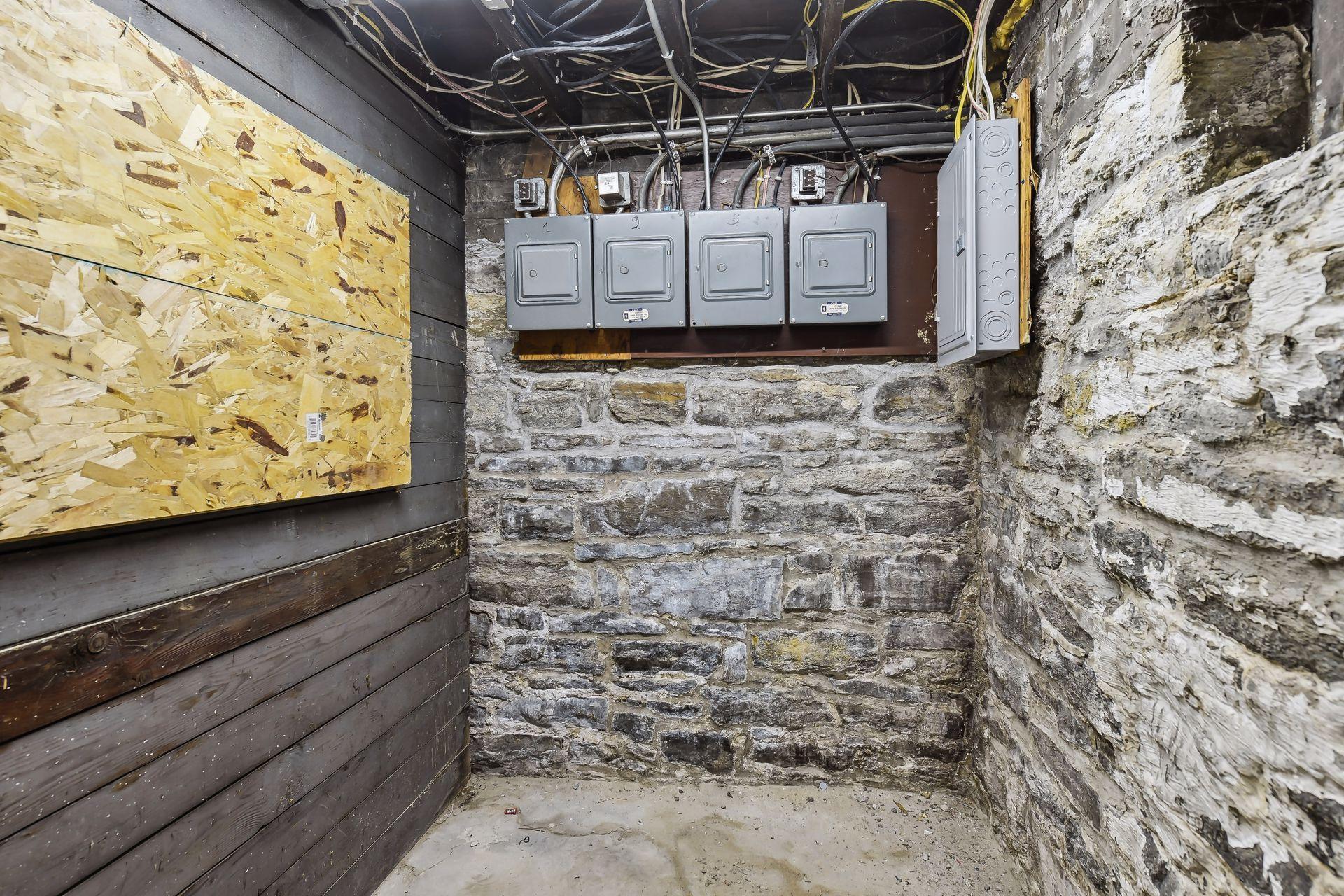 View of Residential Income at 2125 Harriet Avenue, Minneapolis MN 55405, Minneapolis (84 of 90) - Mike Wilen | Minnesota Team Real Estate