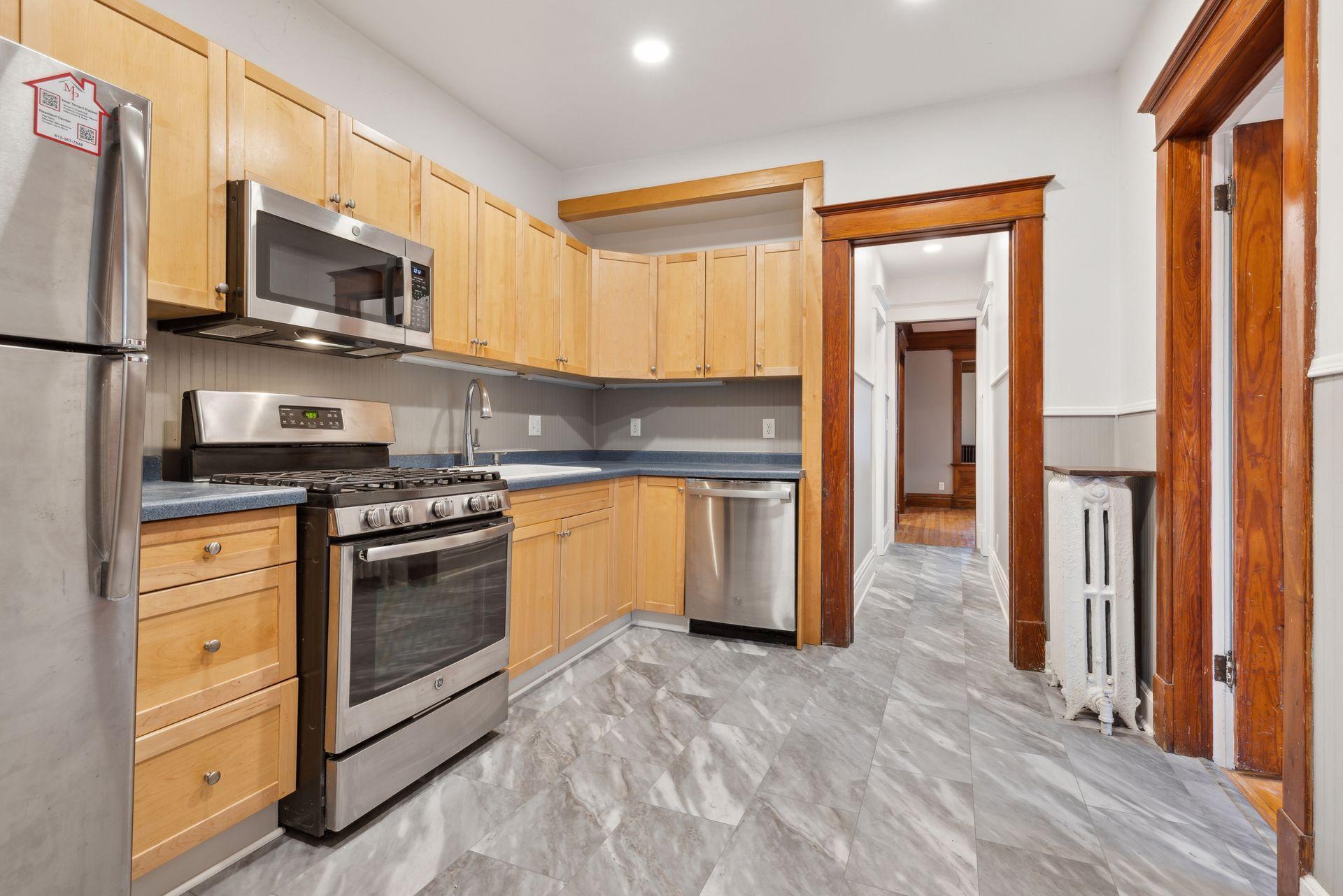 View of Residential Income at 2125 Harriet Avenue, Minneapolis MN 55405, Minneapolis (60 of 90) - Mike Wilen | Minnesota Team Real Estate