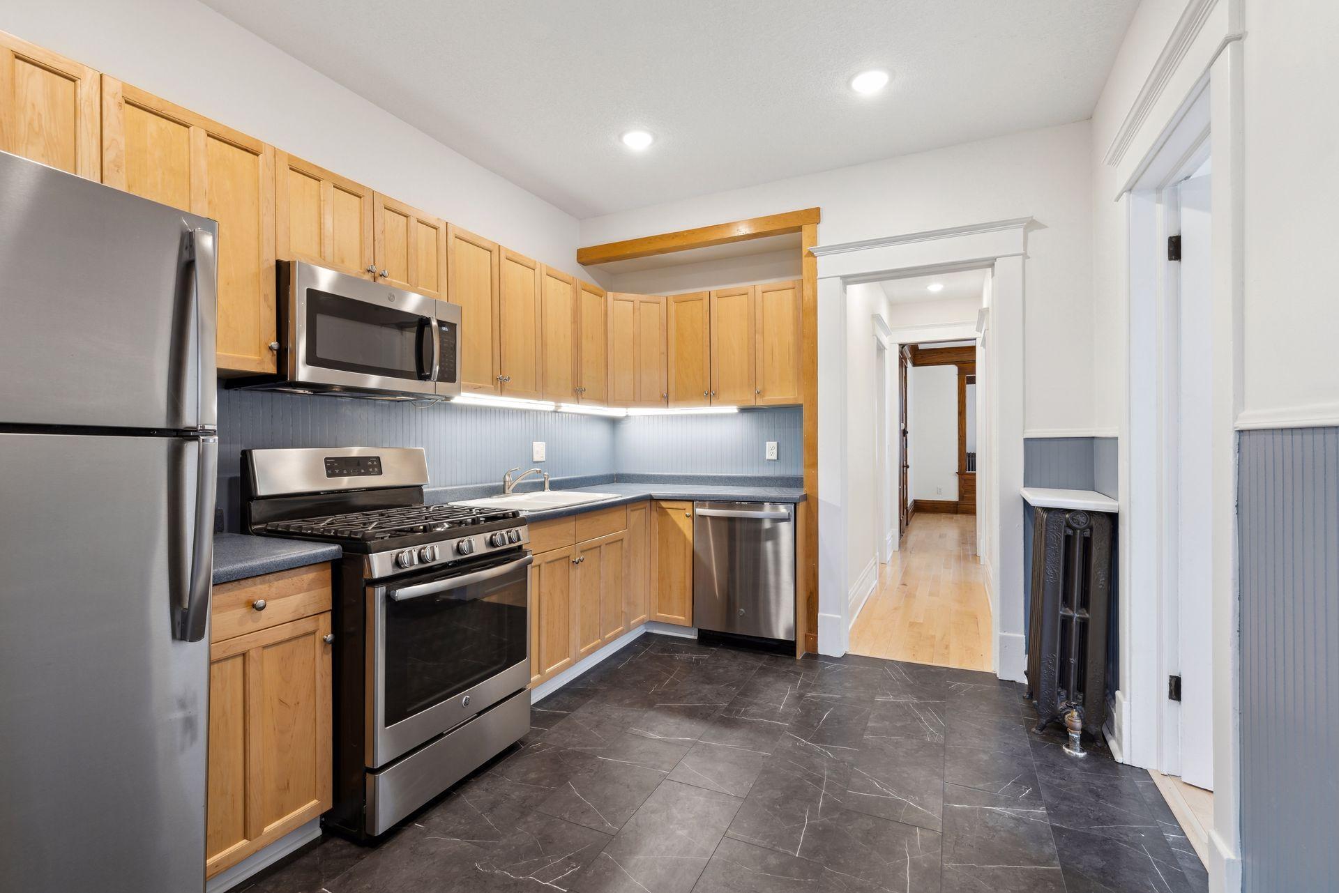 View of Residential Income at 2125 Harriet Avenue, Minneapolis MN 55405, Minneapolis (40 of 90) - Mike Wilen | Minnesota Team Real Estate