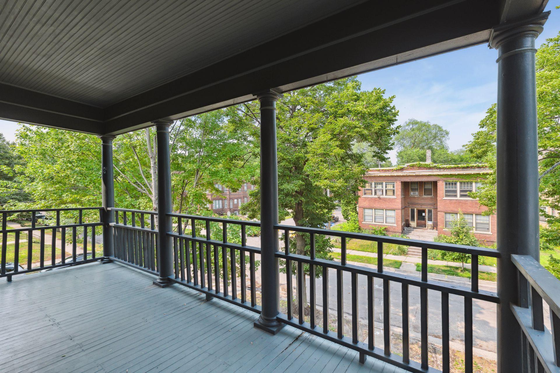 View of Residential Income at 2125 Harriet Avenue, Minneapolis MN 55405, Minneapolis (11 of 90) - Mike Wilen | Minnesota Team Real Estate
