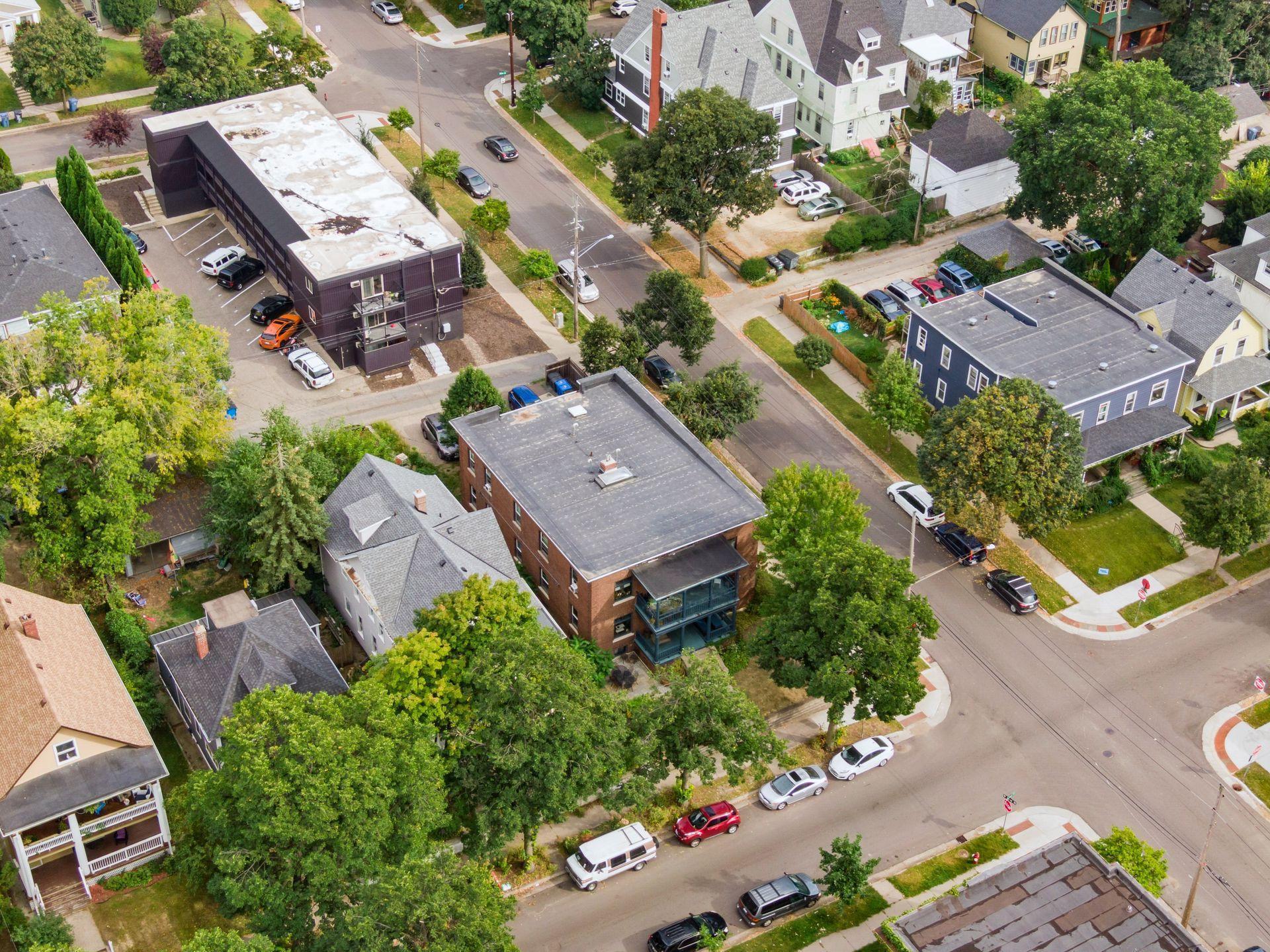 View of Residential Income at 2125 Harriet Avenue, Minneapolis MN 55405, Minneapolis (7 of 90) - Mike Wilen | Minnesota Team Real Estate