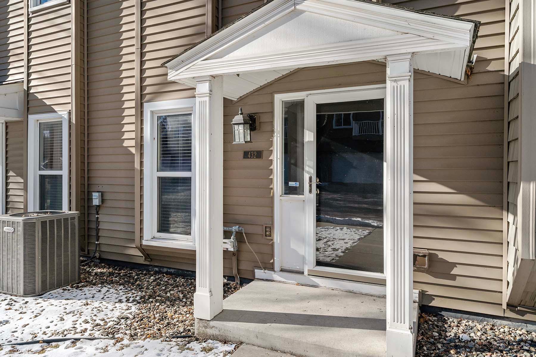 View of Residential at 432 Pondridge Circle, Wayzata MN 55391, Wayzata - Mike Wilen | Minnesota Team Real Estate
