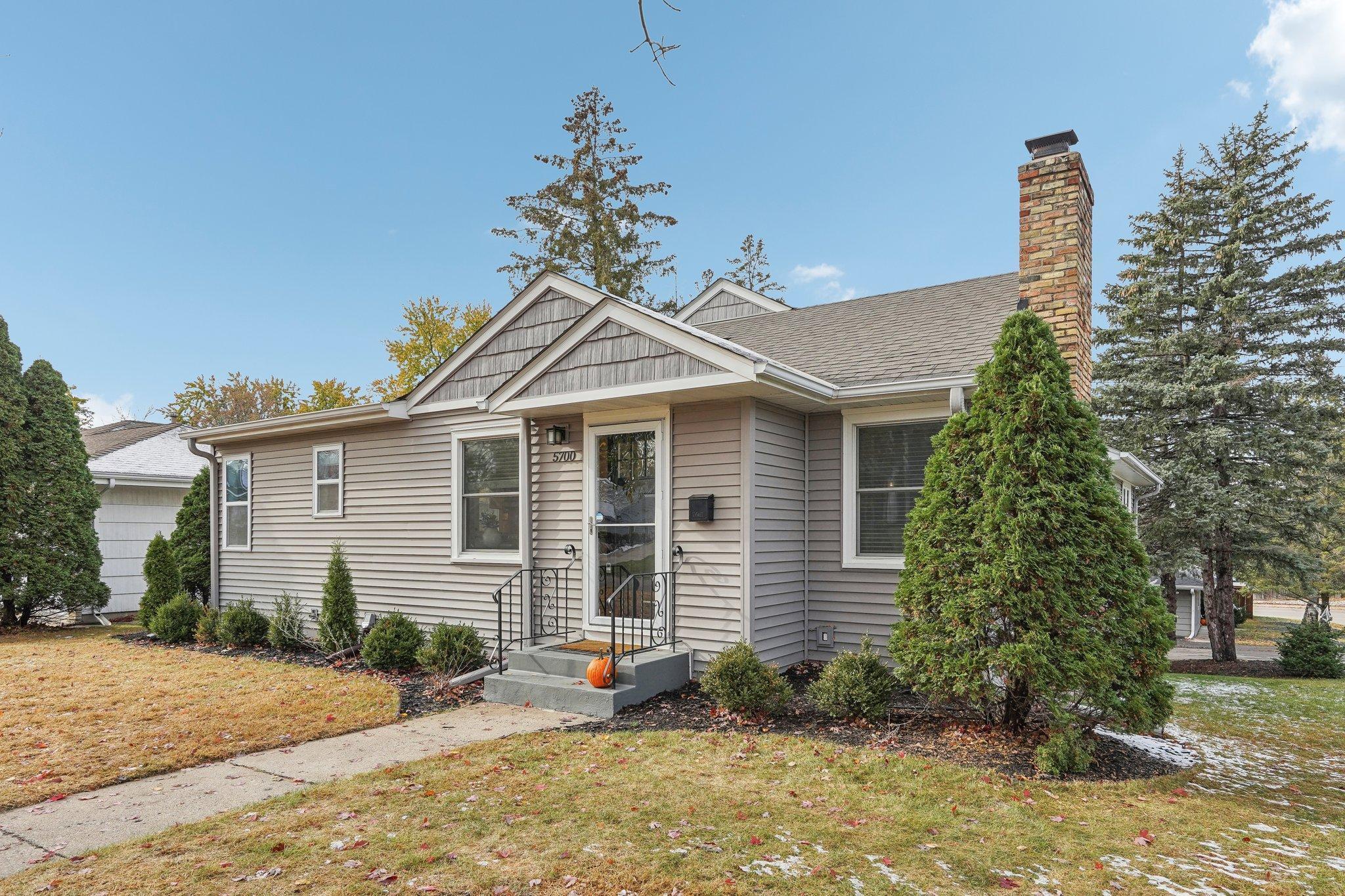 View of Residential at 5700 Ewing Avenue, Edina MN 55410, Edina - Mike Wilen | Minnesota Team Real Estate