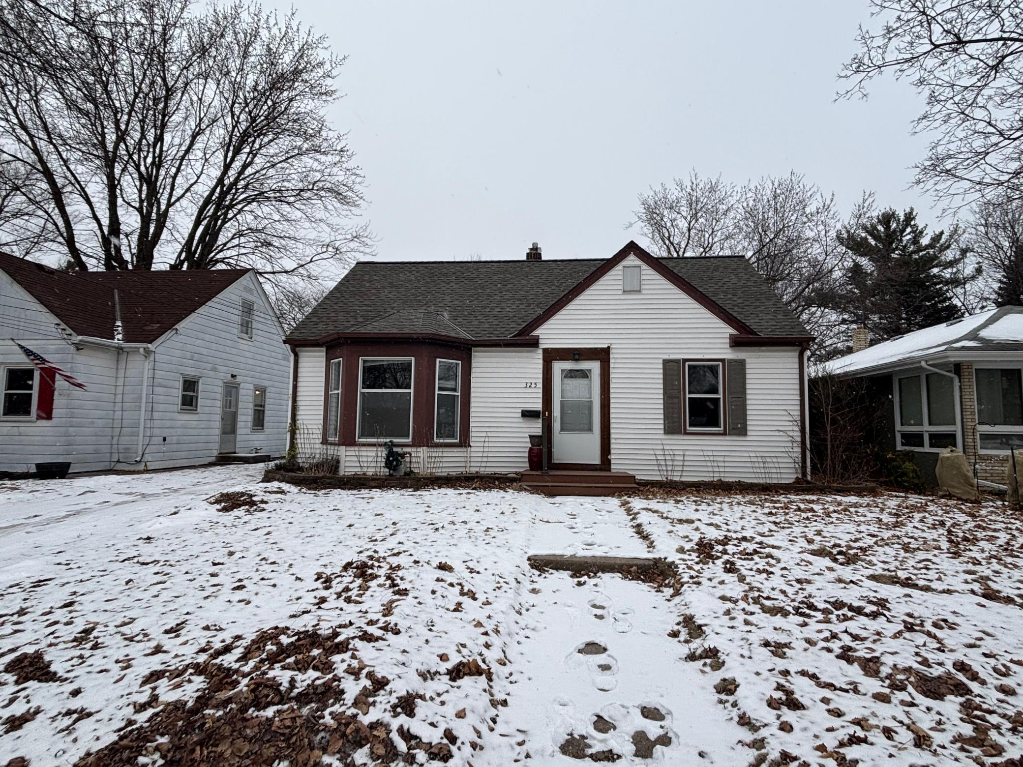 View of Residential at 325 Bernard Street, West Saint Paul MN 55118, West Saint Paul - Mike Wilen | Minnesota Team Real Estate