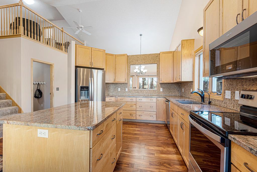View of Residential at 9805 34th Avenue, Plymouth MN 55441, Plymouth - Mike Wilen | Minnesota Team Real Estate