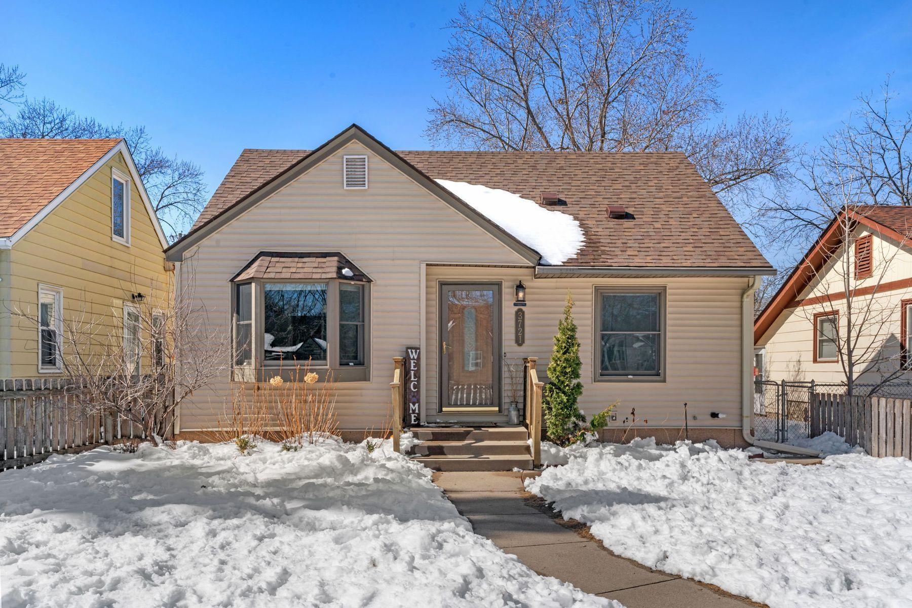 View of Residential at 3721 Perry Avenue, Robbinsdale MN 55422, Robbinsdale - Mike Wilen | Minnesota Team Real Estate