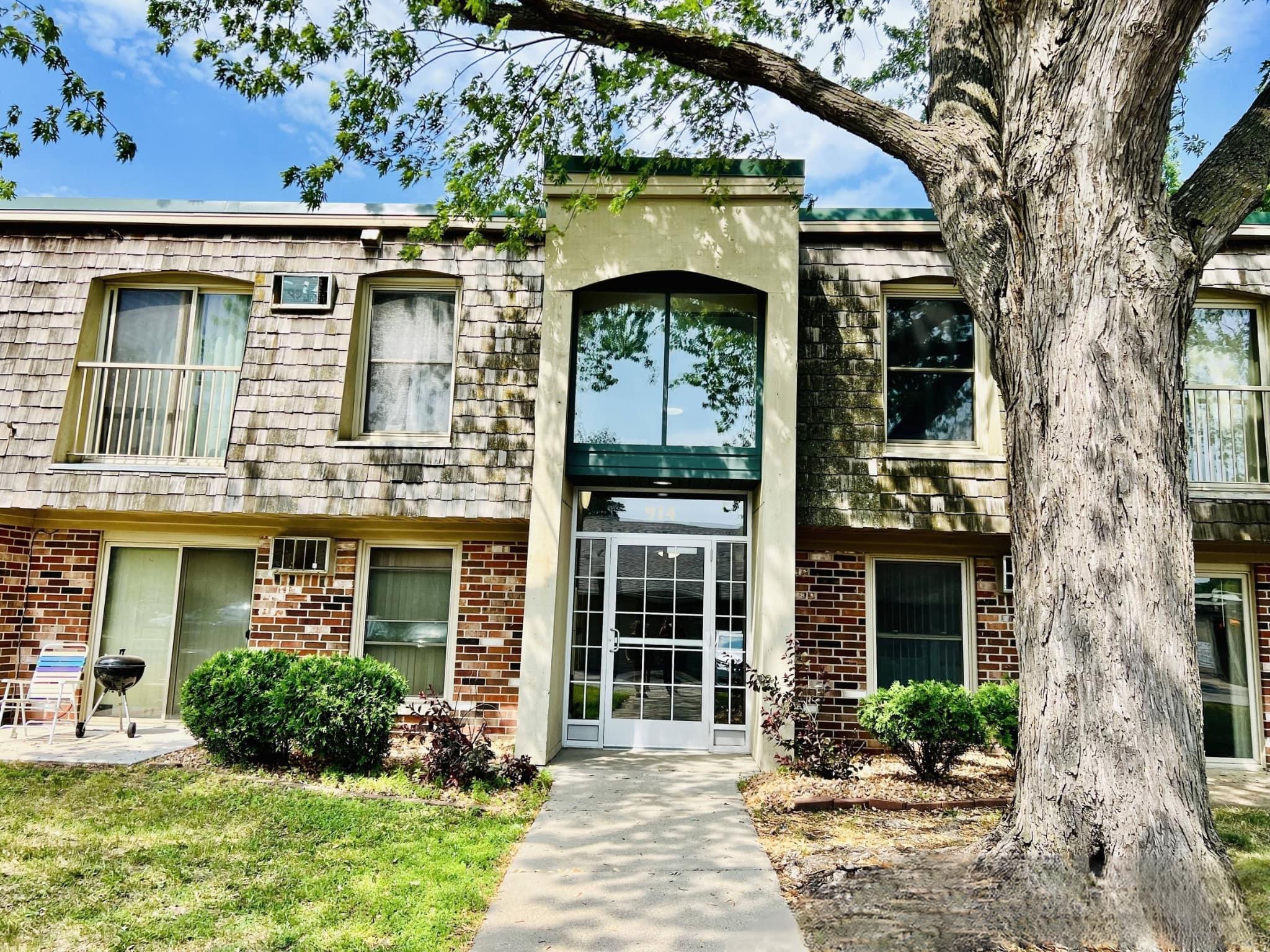 View of Residential at 914 9th Avenue #1, Hopkins MN 55343, Hopkins - Mike Wilen | Minnesota Team Real Estate