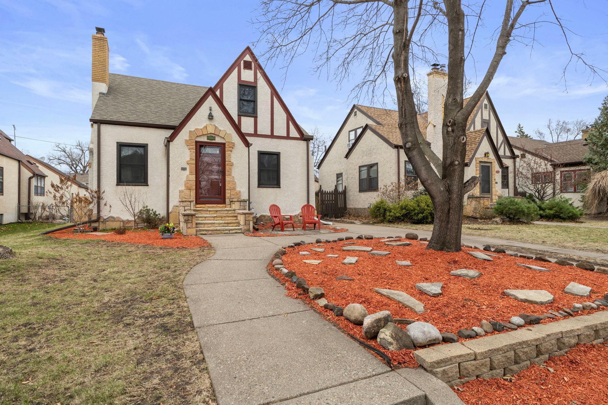 View of Residential at 2103 Hartford Avenue, Saint Paul MN 55116, Saint Paul - Mike Wilen | Minnesota Team Real Estate