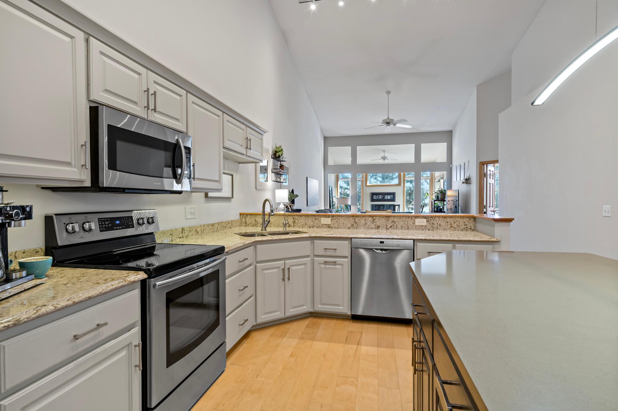 View of Residential at 4041 93rd Avenue, Brooklyn Park MN 55443, Brooklyn Park - Mike Wilen | Minnesota Team Real Estate