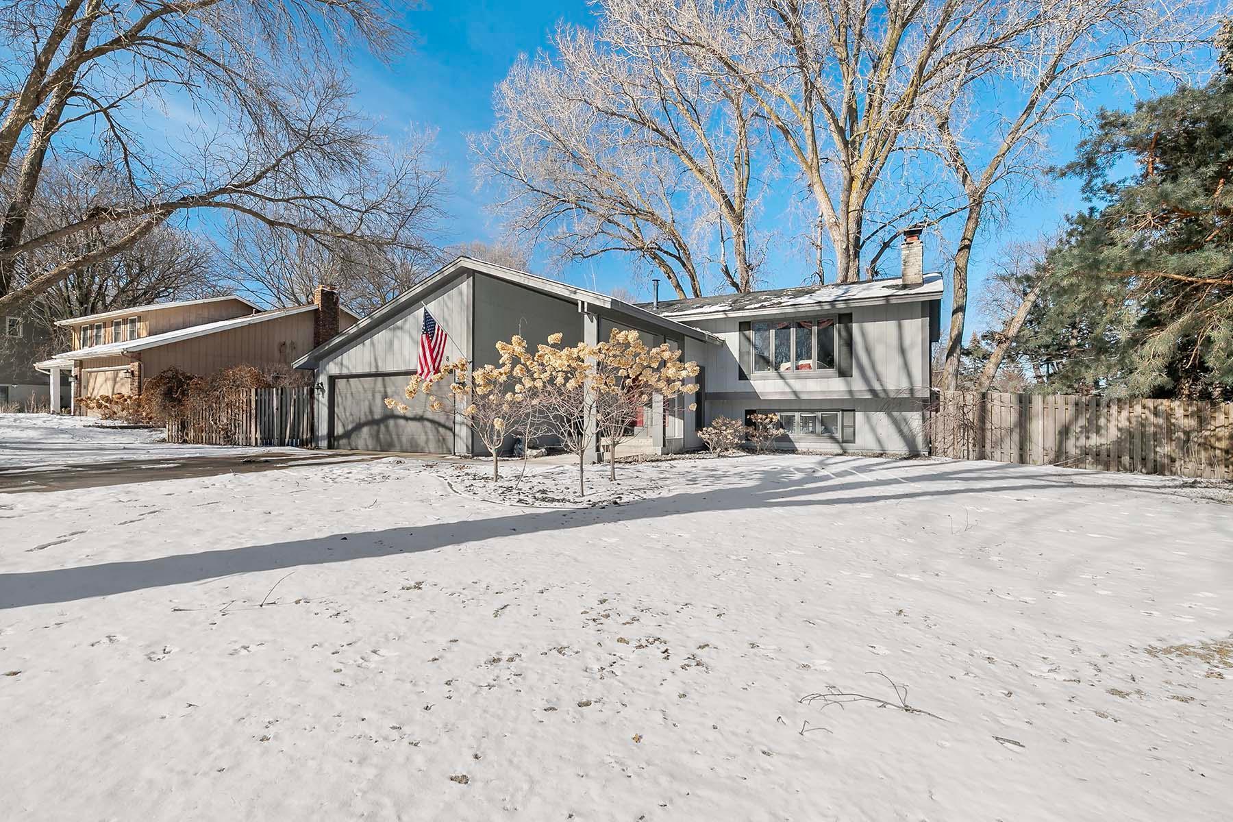 View of Residential at 1908 Manor Boulevard, Burnsville MN 55337, Burnsville - Mike Wilen | Minnesota Team Real Estate