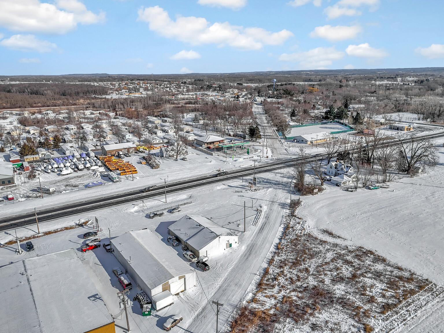 View of Commercial Sale at 17375 Lake Boulevard, Shafer MN 55074, Shafer (22 of 27) - Mike Wilen | Minnesota Team Real Estate