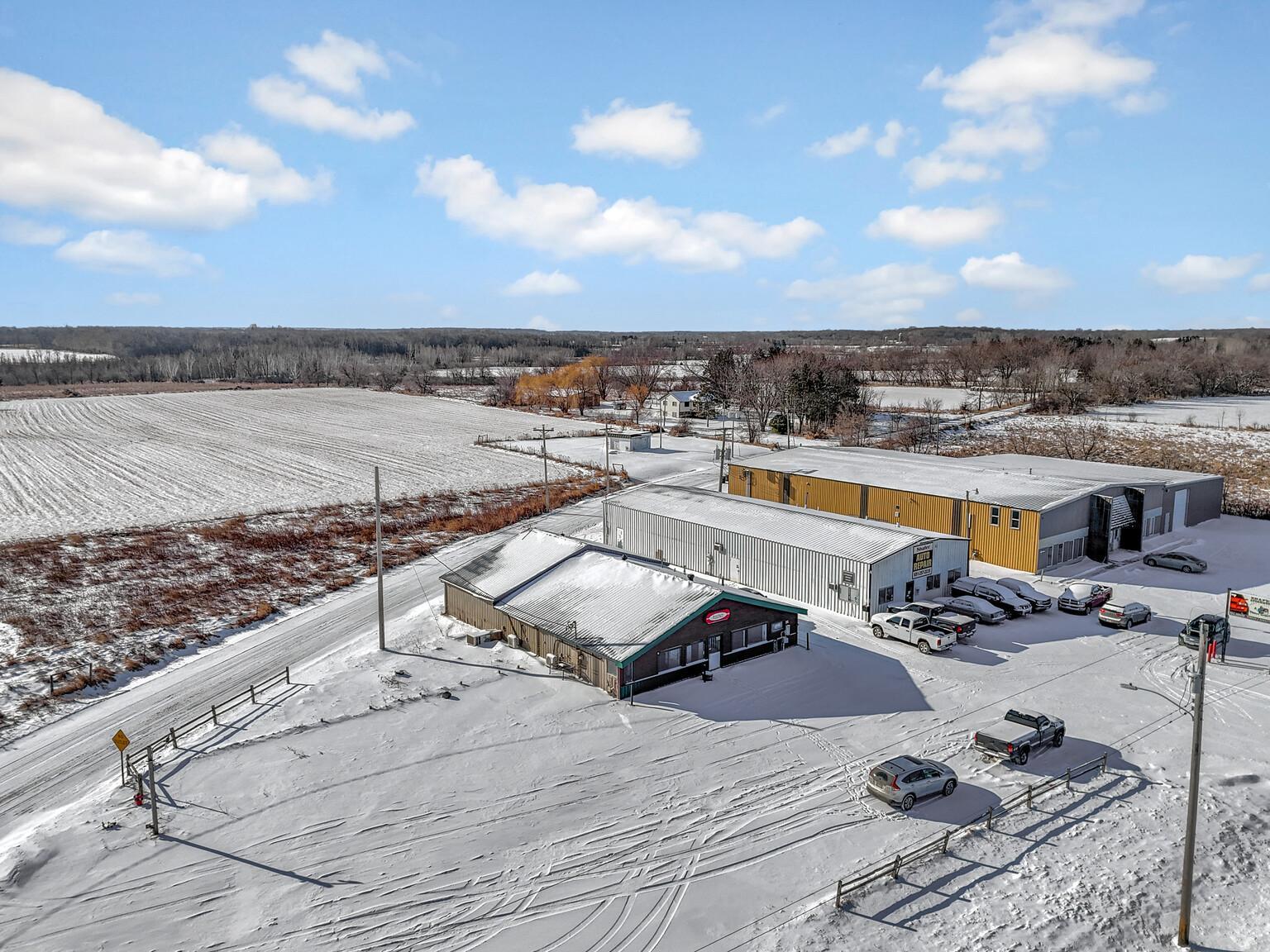 View of Commercial Sale at 17375 Lake Boulevard, Shafer MN 55074, Shafer (19 of 27) - Mike Wilen | Minnesota Team Real Estate