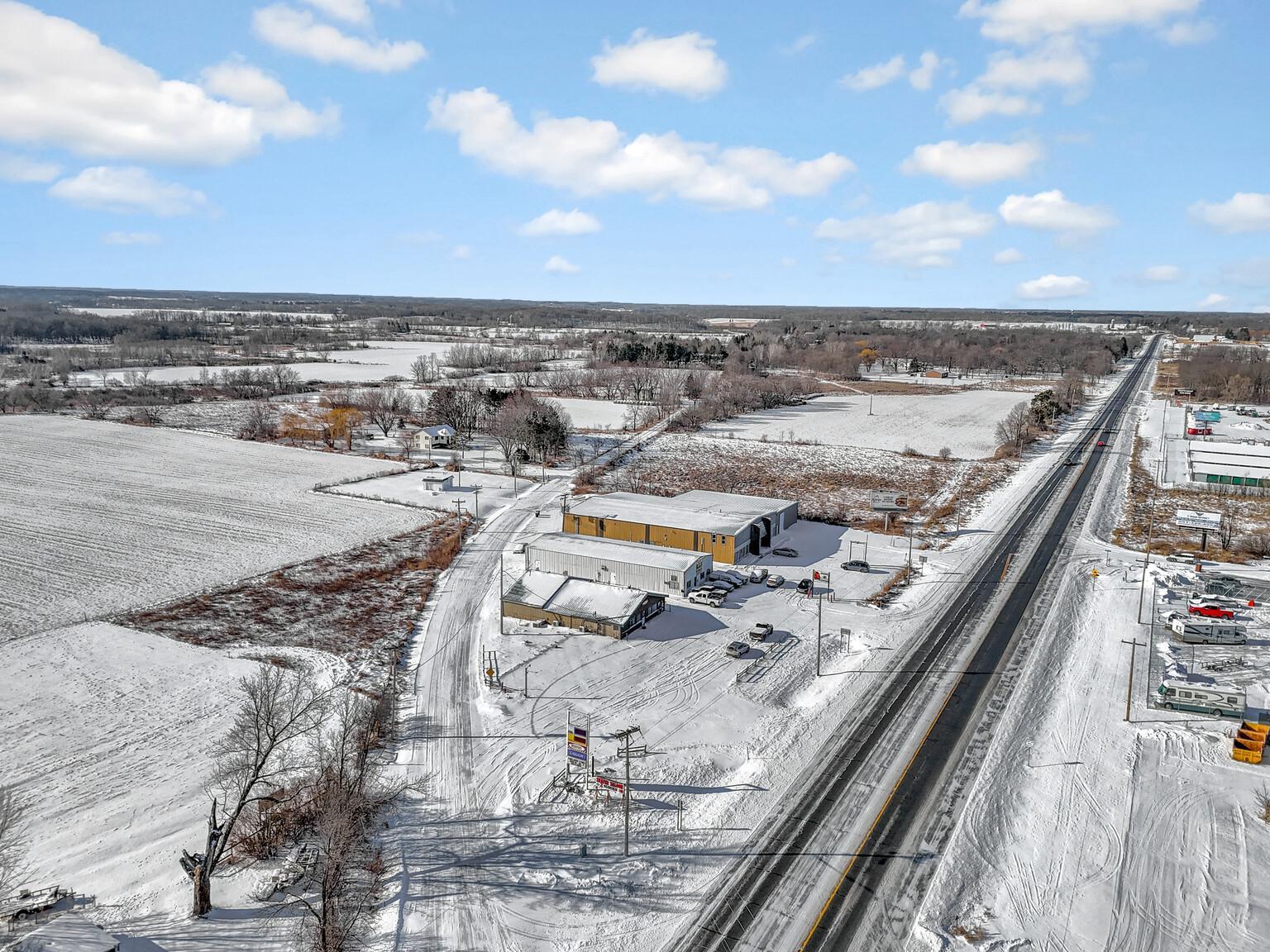 View of Commercial Sale at 17375 Lake Boulevard, Shafer MN 55074, Shafer (15 of 27) - Mike Wilen | Minnesota Team Real Estate
