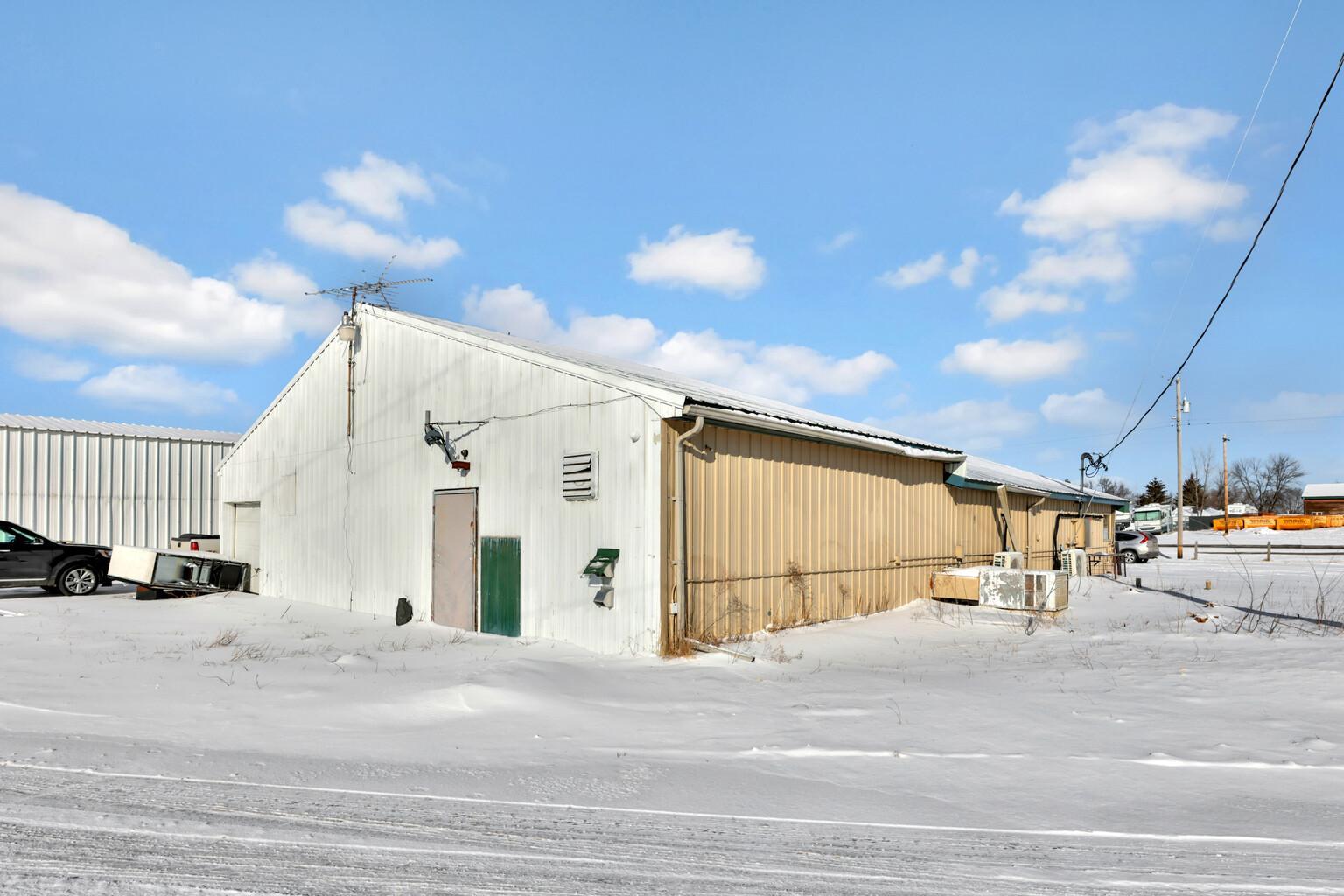 View of Commercial Sale at 17375 Lake Boulevard, Shafer MN 55074, Shafer (6 of 27) - Mike Wilen | Minnesota Team Real Estate