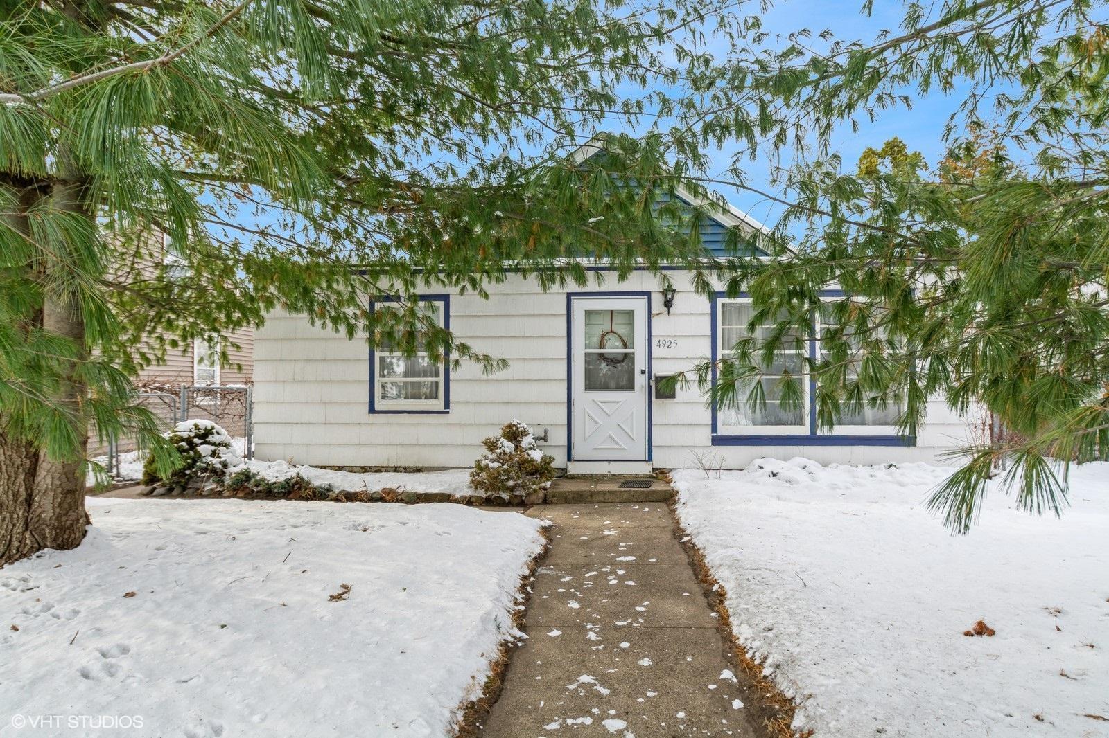 View of Residential at 4925 Fremont Avenue, Minneapolis MN 55430, Minneapolis - Mike Wilen | Minnesota Team Real Estate