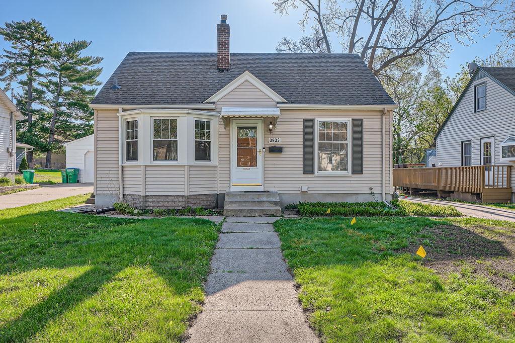 View of Residential at 3933 Zarthan Avenue, Saint Louis Park MN 55416, Saint Louis Park - Mike Wilen | Minnesota Team Real Estate