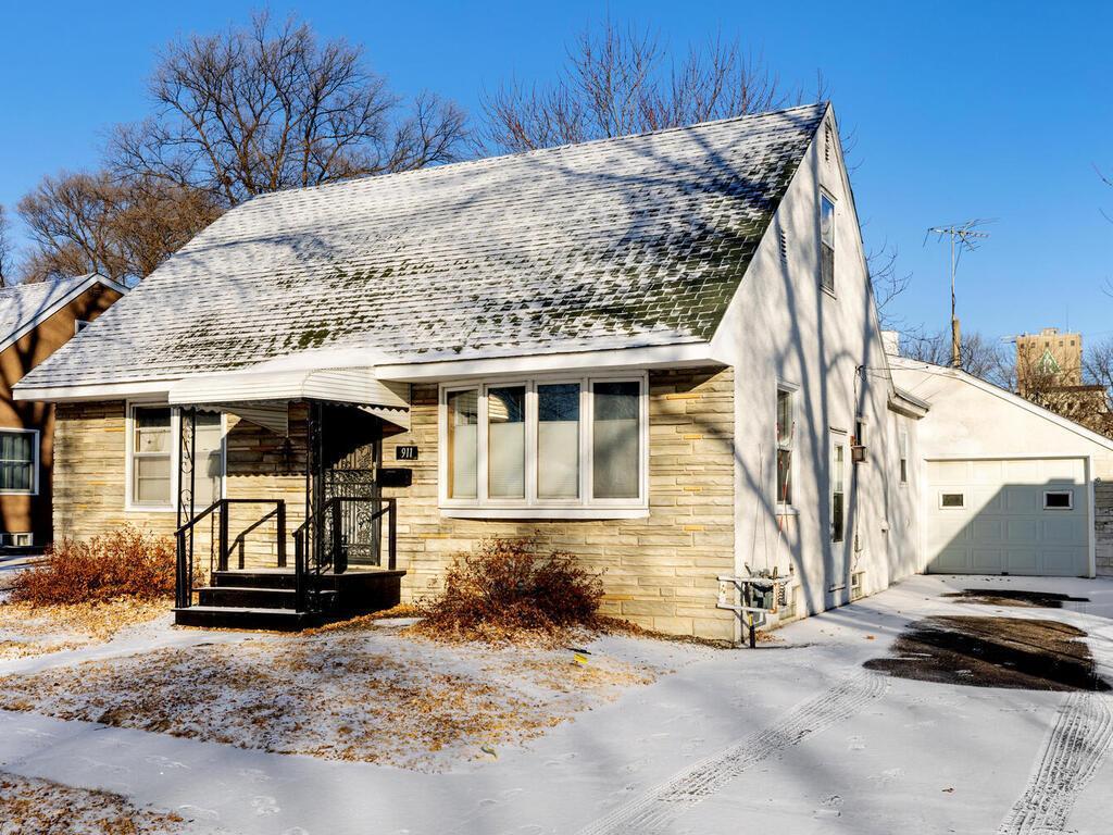 View of Residential at 911 5th Avenue, Shakopee MN 55379, Shakopee - Mike Wilen | Minnesota Team Real Estate
