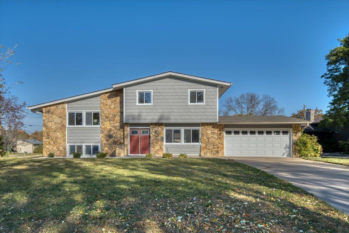 View of Residential at 9024 44th Circle, New Hope MN 55428, New Hope - Mike Wilen | Minnesota Team Real Estate