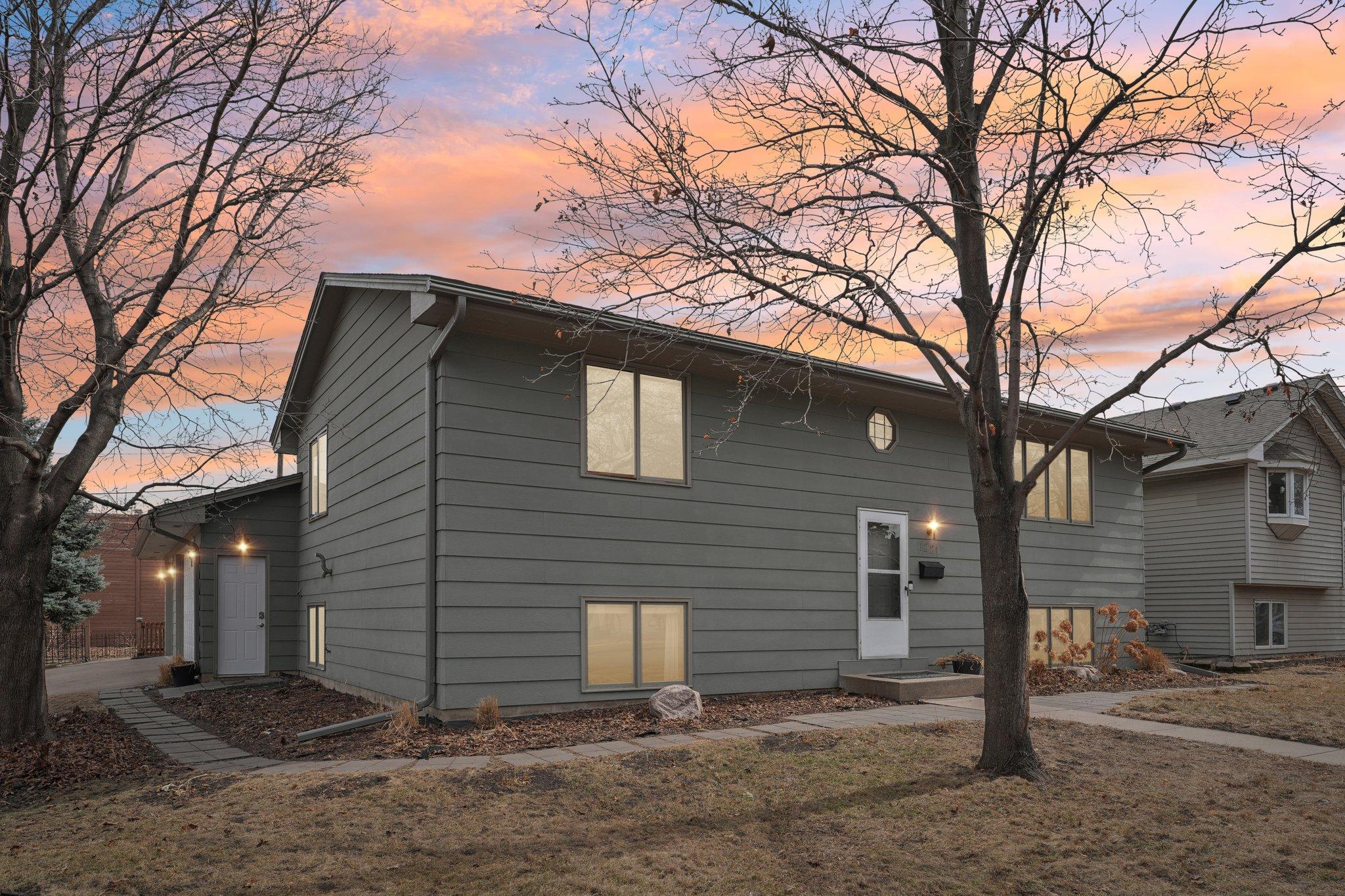 View of Residential at 1221 Lincoln Street, Minneapolis MN 55413, Minneapolis - Mike Wilen | Minnesota Team Real Estate