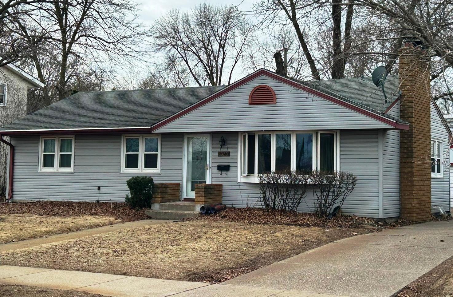 View of Residential at 1023 Charlton Street, West Saint Paul MN 55118, West Saint Paul - Mike Wilen | Minnesota Team Real Estate