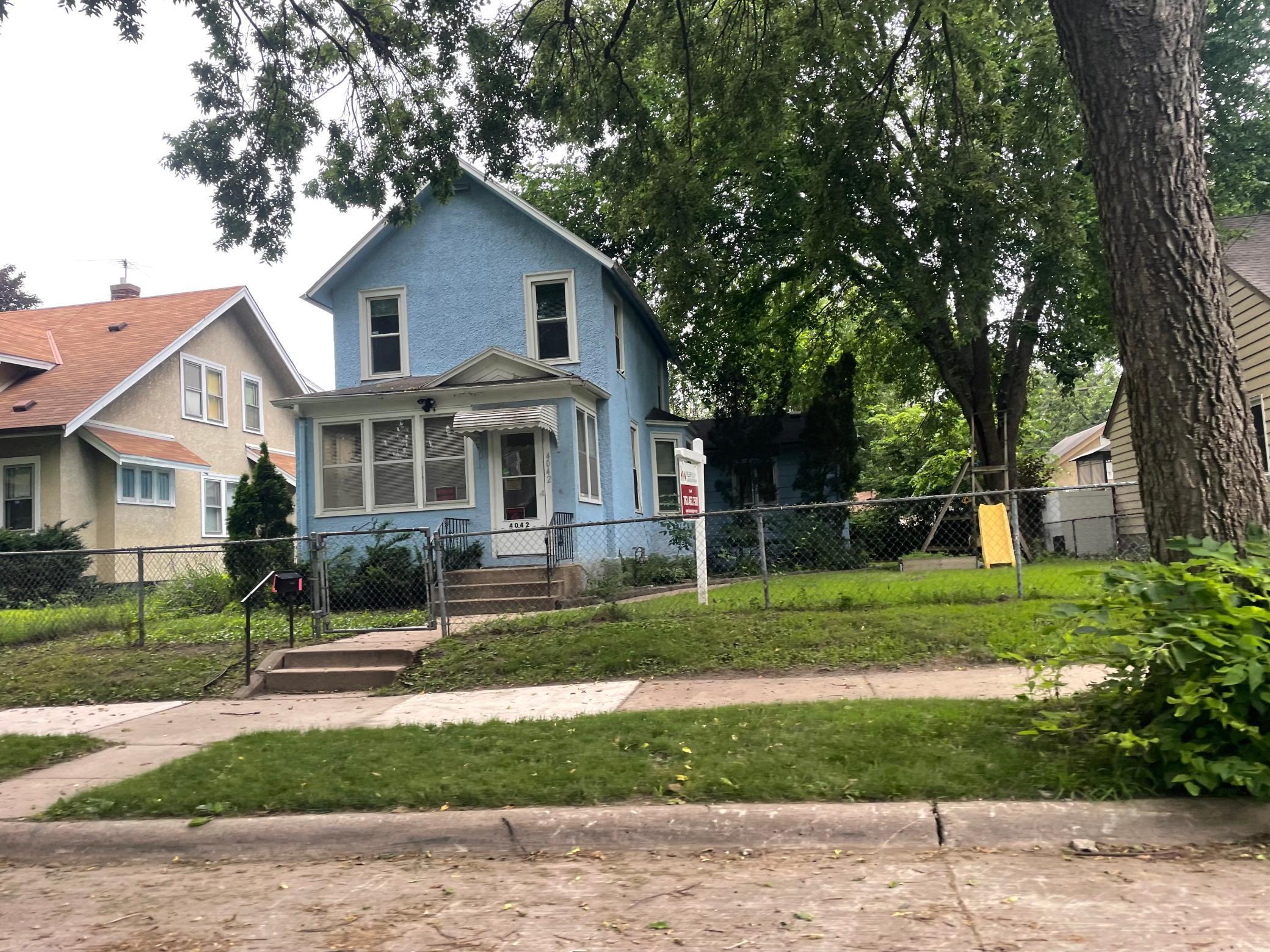 View of Residential at 4042 Girard Avenue, Minneapolis MN 55412, Minneapolis - Mike Wilen | Minnesota Team Real Estate